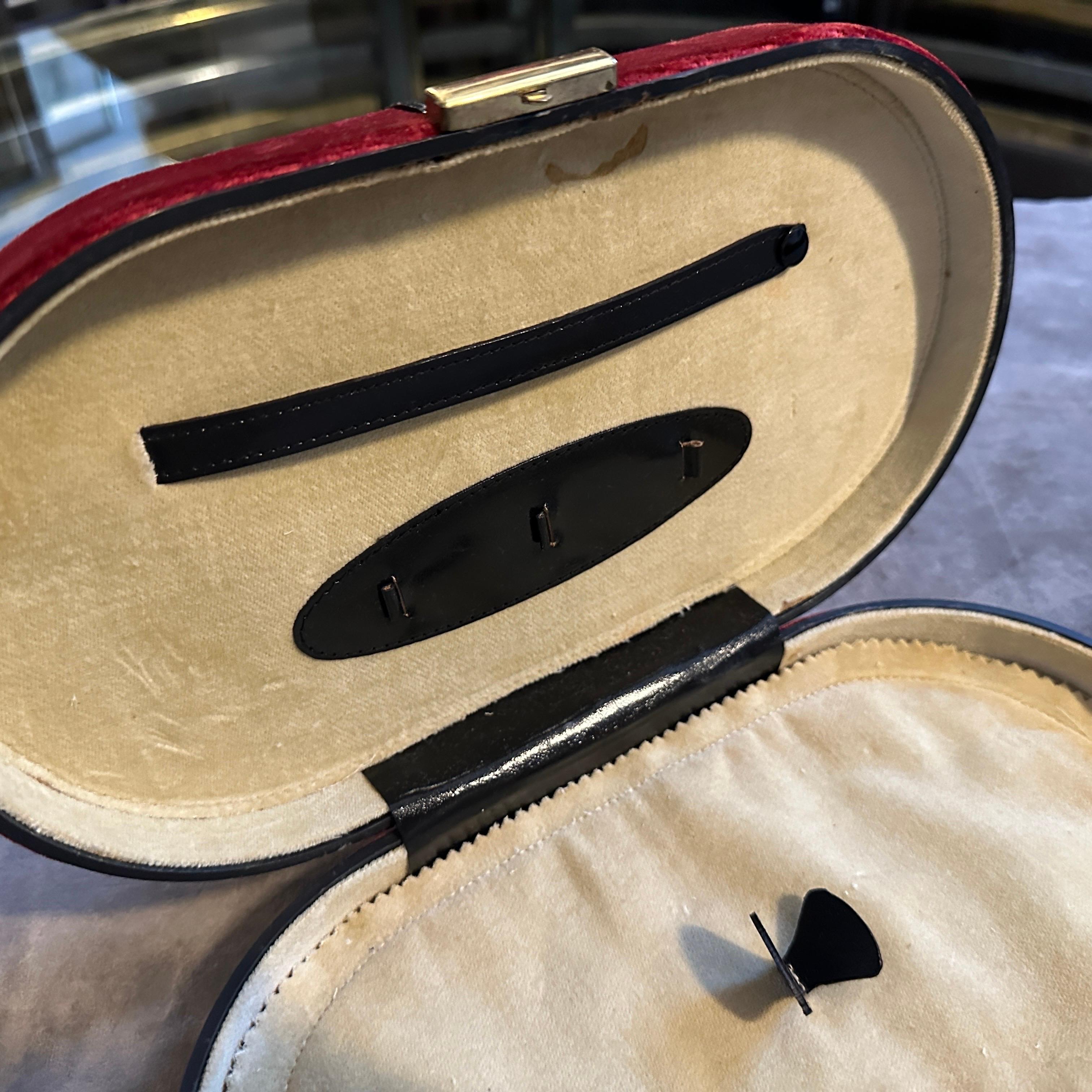 Joyero de viaje italiano de terciopelo y cuero de los años 70 en venta 2