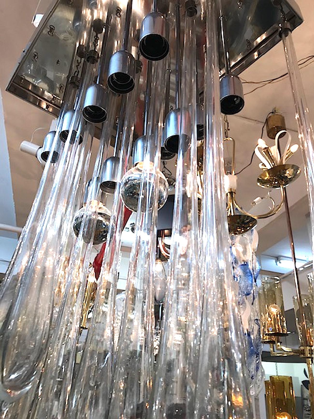 1970s Venini Gocce Chandelier designed by Ludovico Diaz de Santillana For Sale 11