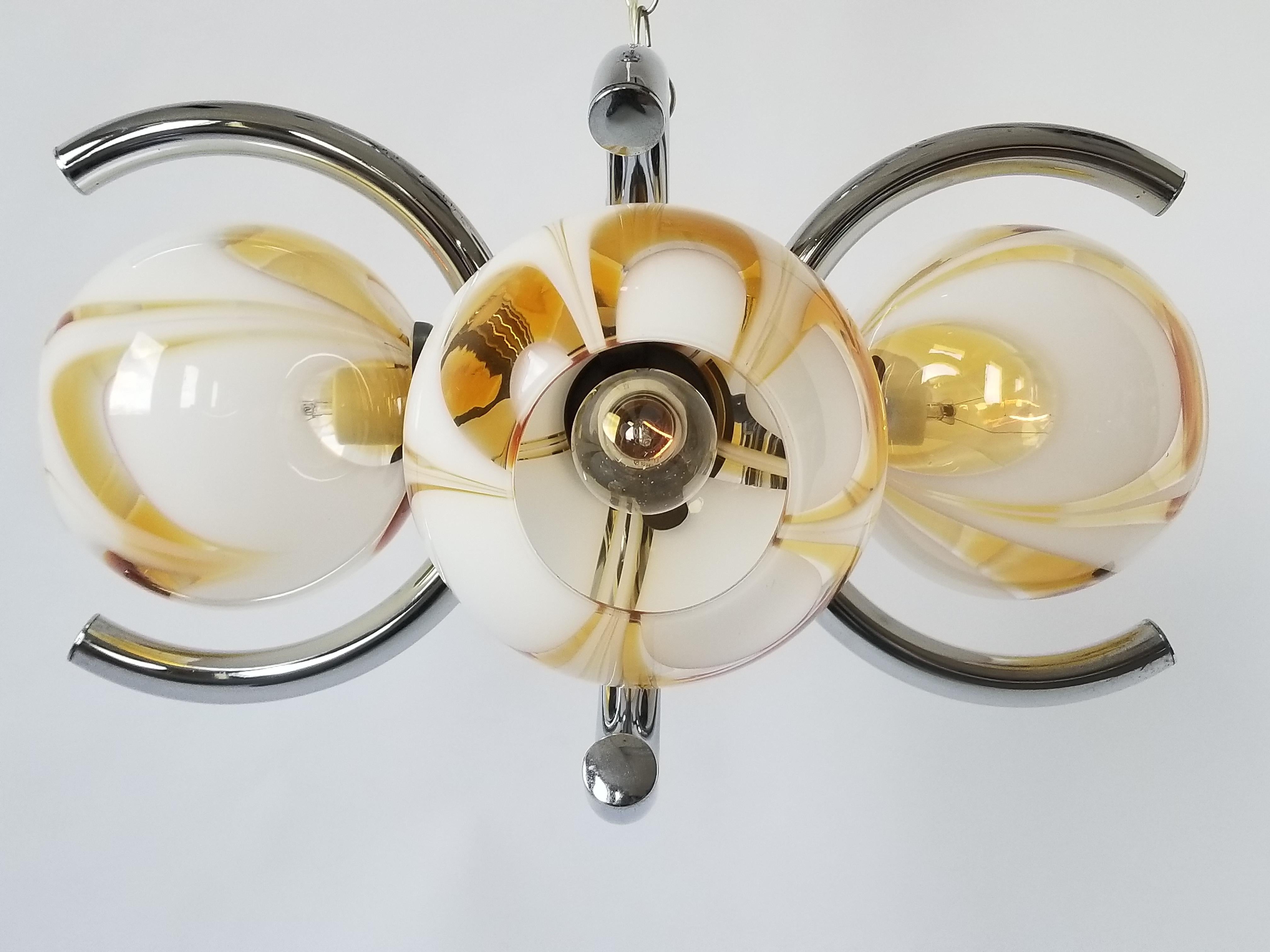 1970s Venini Style Glass Shade on a Four-Arm Chandelier, Italy 1