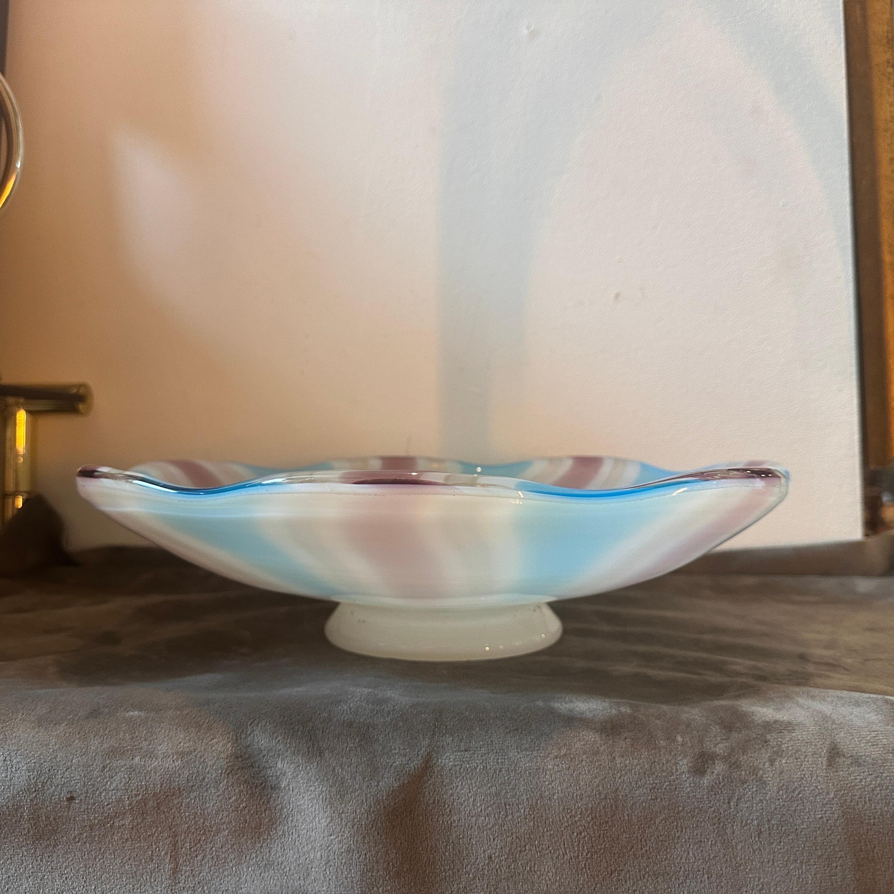 1970s Venini style Mid-Century Modern Striped Murano Glass Round Bowl For Sale 1