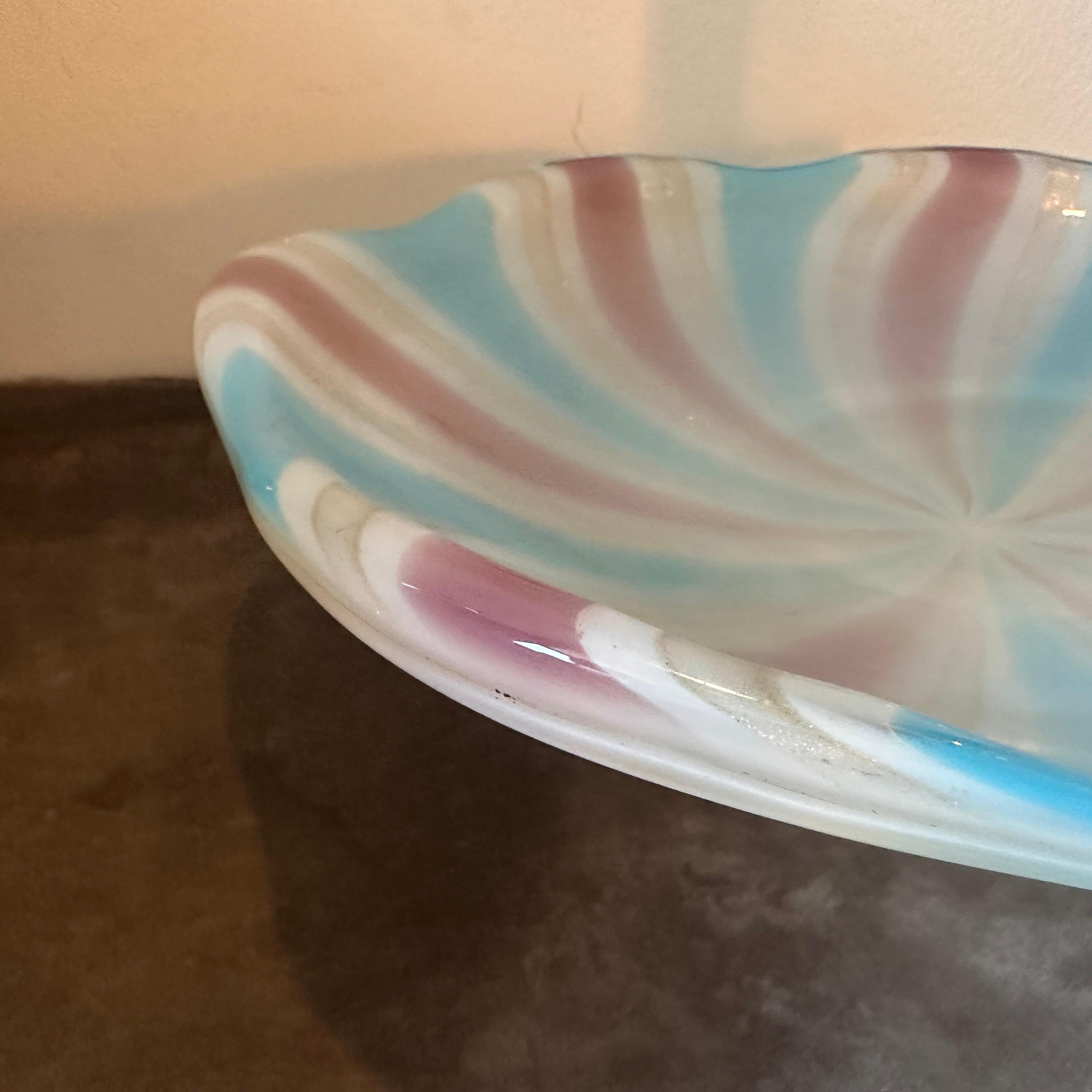 1970s Venini style Mid-Century Modern Striped Murano Glass Round Bowl For Sale 2