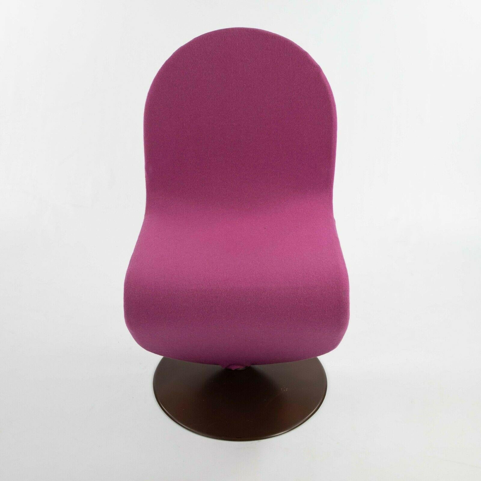 Late 20th Century 1970s Verner Panton for Fritz Hansen 1-2-3 Dining Side Chair in Magenta Fabric For Sale
