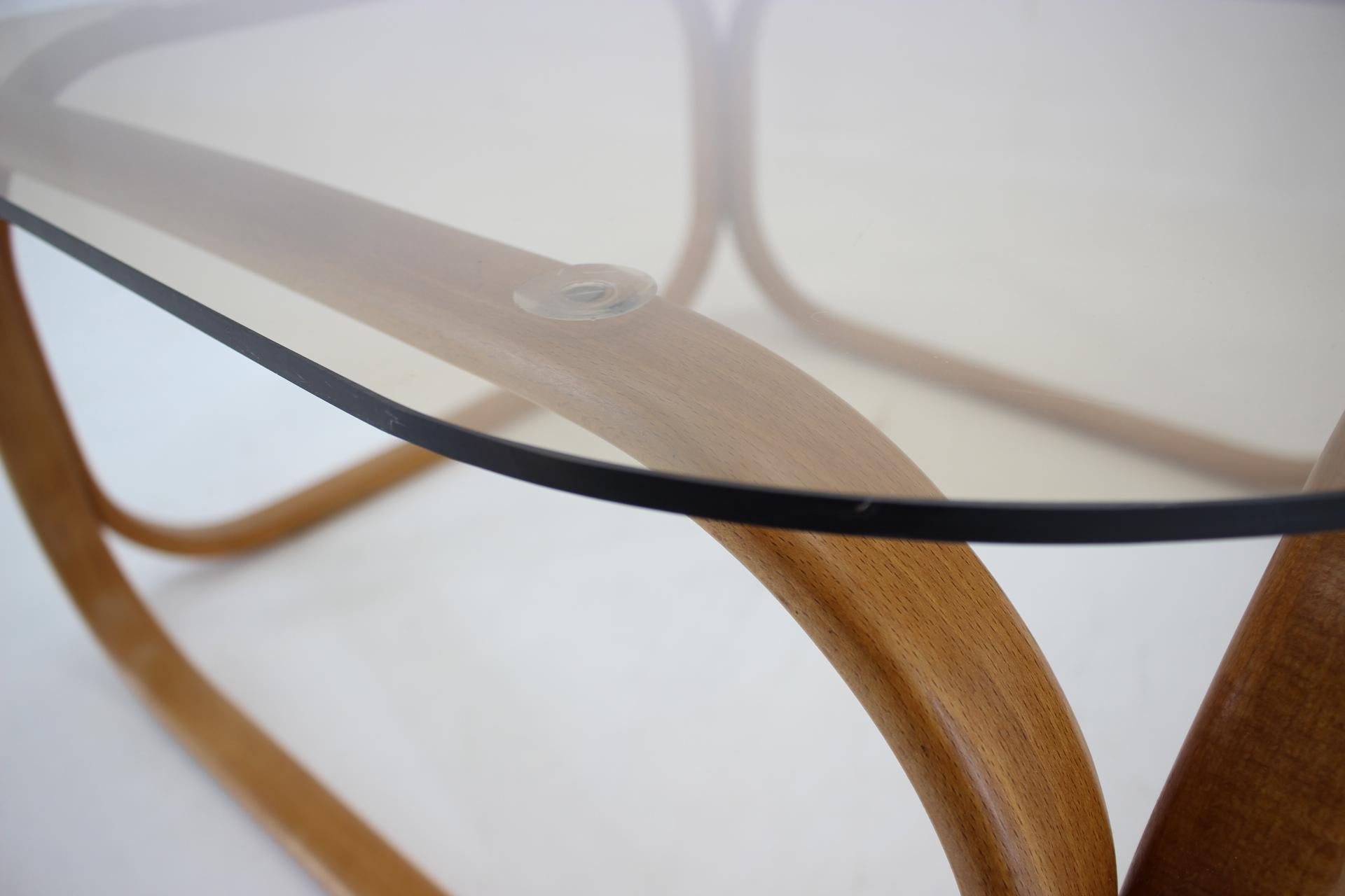 1970s Very Rare Jan Bočan Bentwood Coffee Table, Czechoslovakia 4