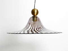 Lámpara de techo Vetri Tulipa de cristal de Murano de los años 70 con rayas transparentes y moradas