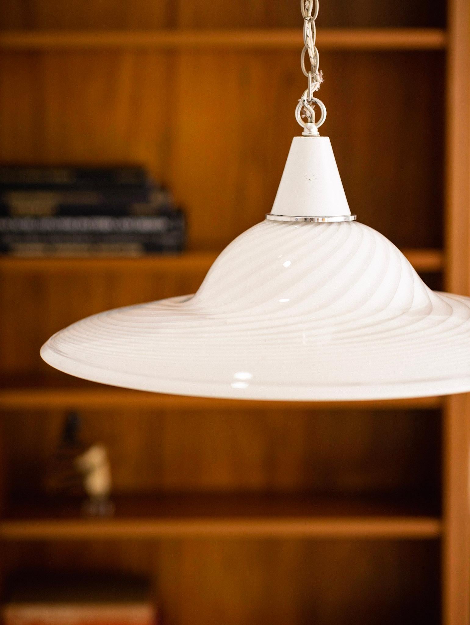 Post-Modern 1970s Vetri Murano Swirl Pendant Lamp For Sale