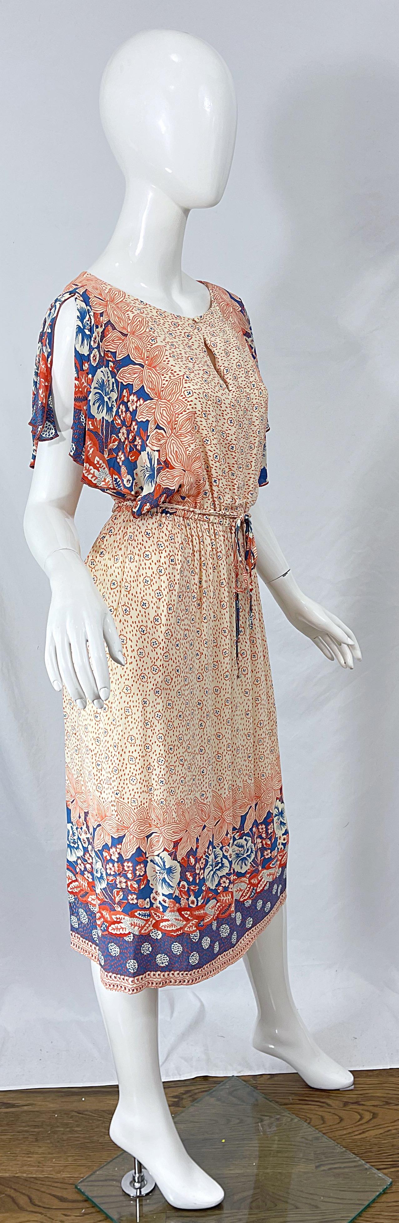 1970s Victor Costa Cold Shoulder Flower Print Vintage 70s Rayon Boho Dress For Sale 5