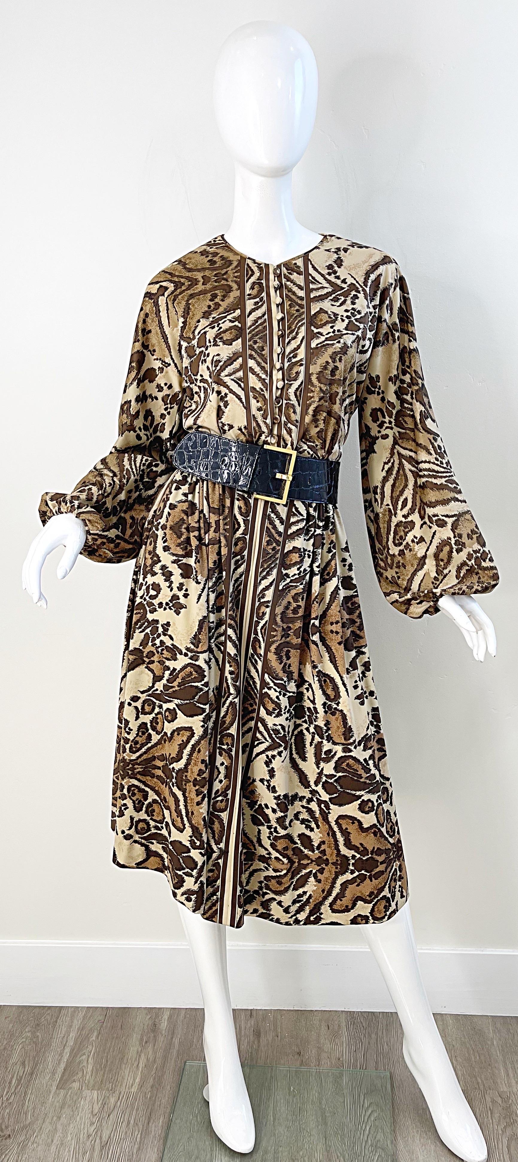 1970er Victor Costa Vintage 70er Jahre Kleid mit langen Ärmeln und Leoparden-Safari-Tierdruck im Zustand „Hervorragend“ im Angebot in San Diego, CA