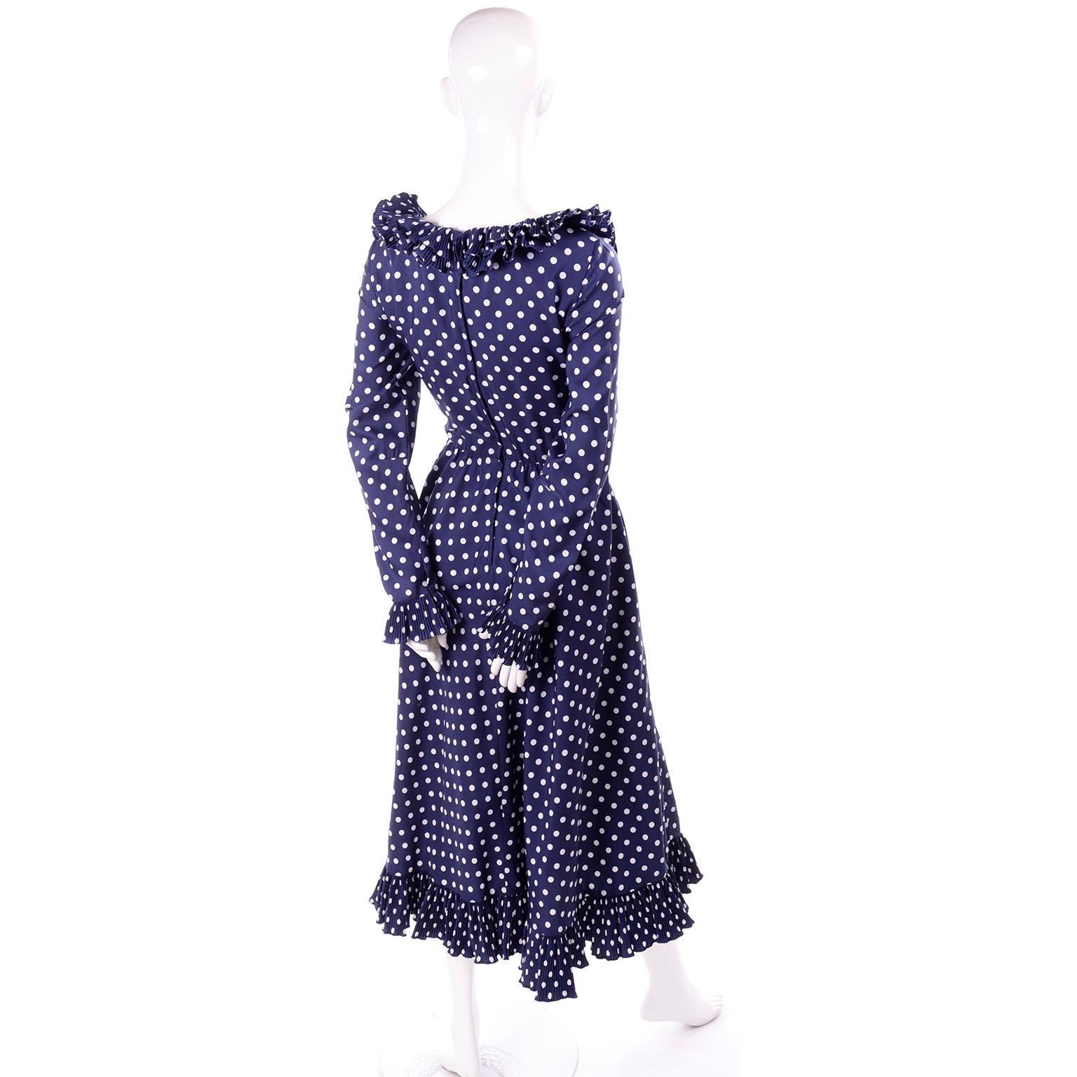 1970s polka dot dress