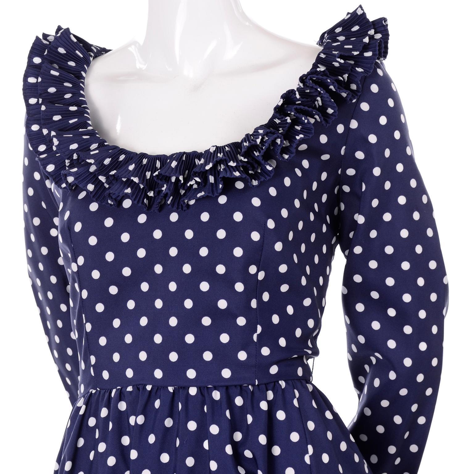 1970s Victor Costa Navy Blue & White Polka Dot Vintage Dress With Ruffles In Excellent Condition For Sale In Portland, OR