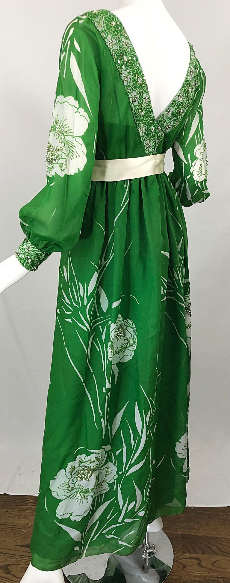 kelly green floral dress Kelly Green and Cream Floral Print Smocked Midi Dress main image 0