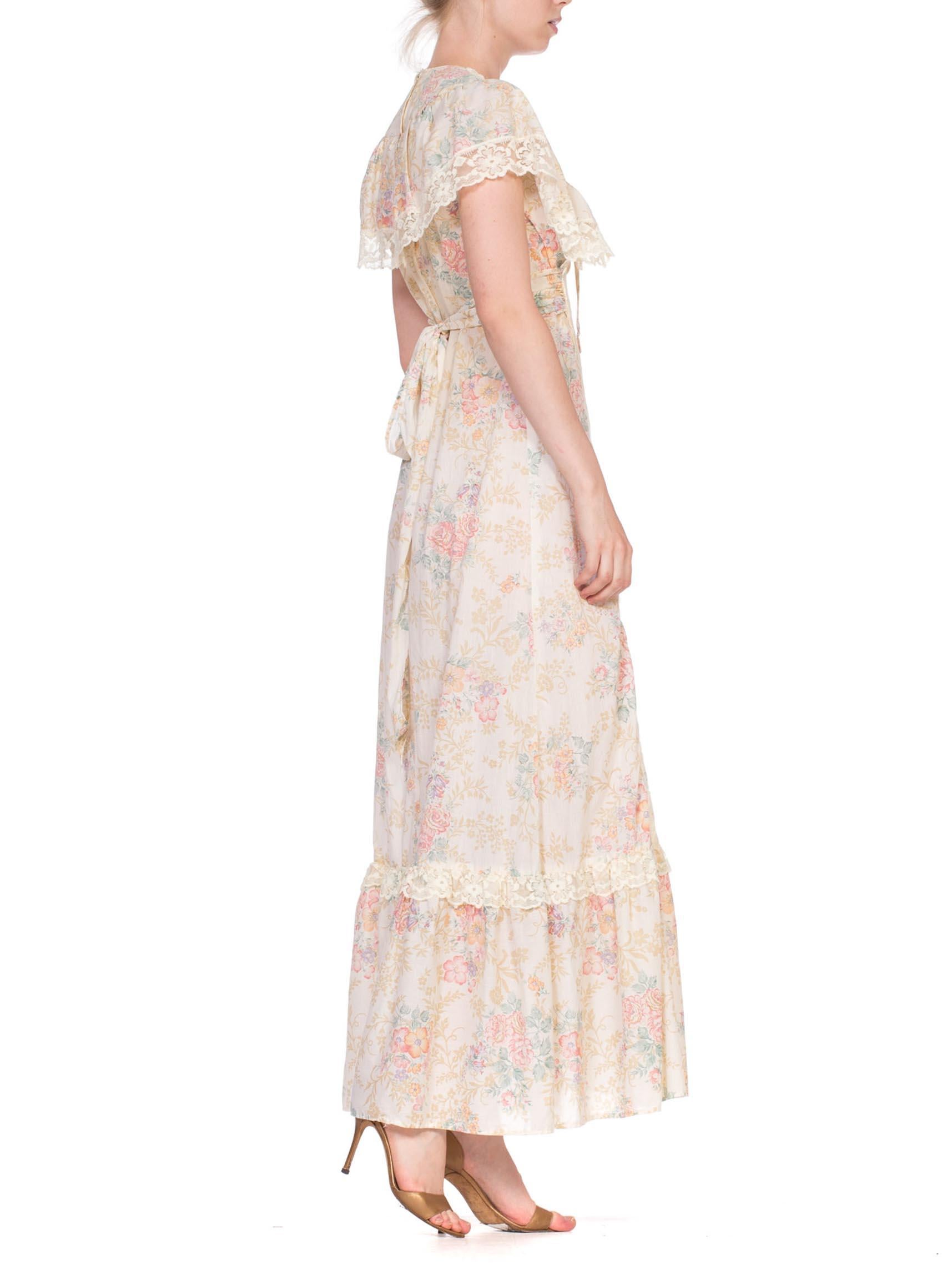 Beige 1970's Victorian Floral Cotton & Lace Dress