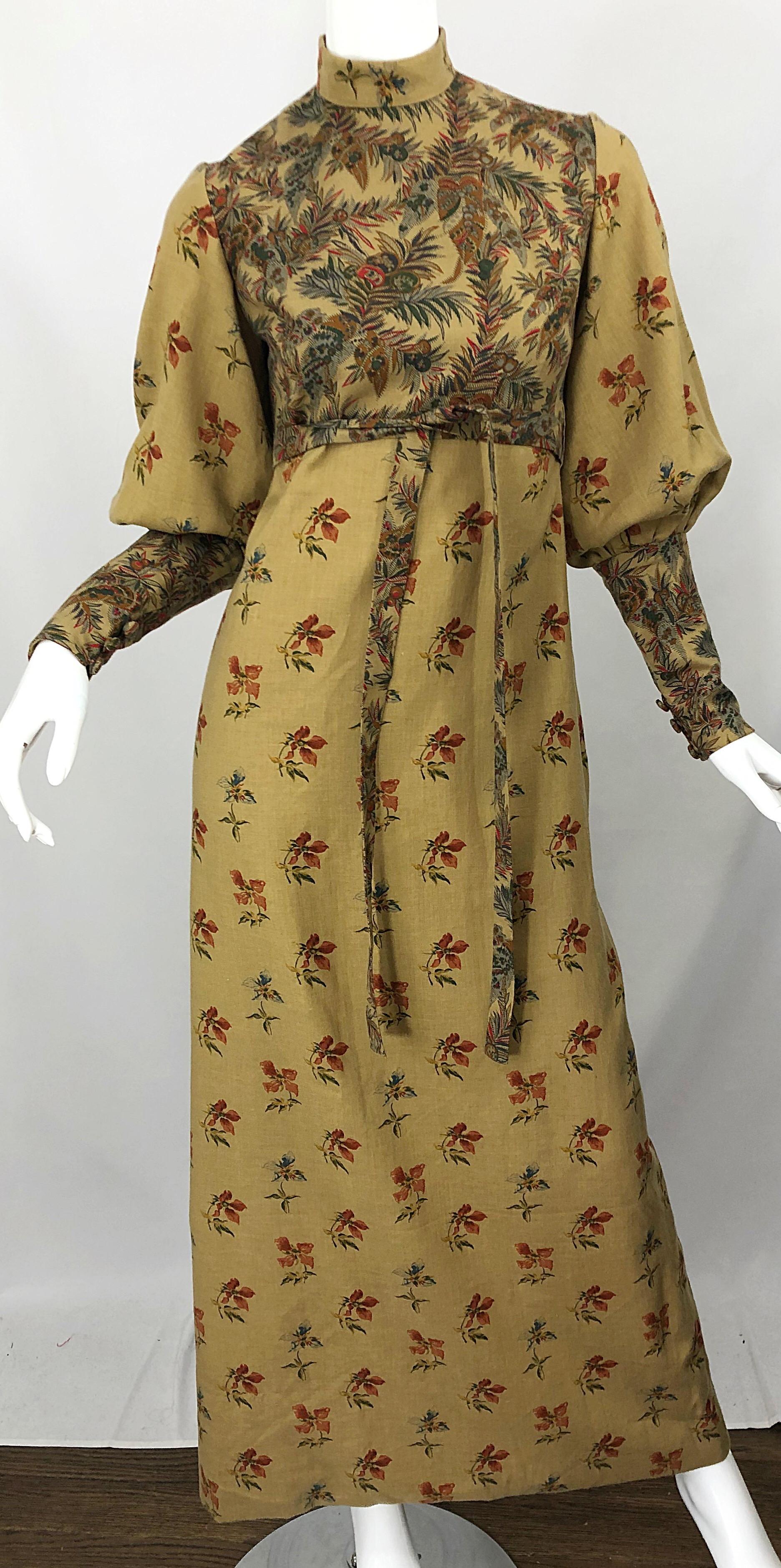 Robe longue en laine d'inspiration victorienne des années 1970 Challis Autumnal Fall Vintage des années 70 en vente 3