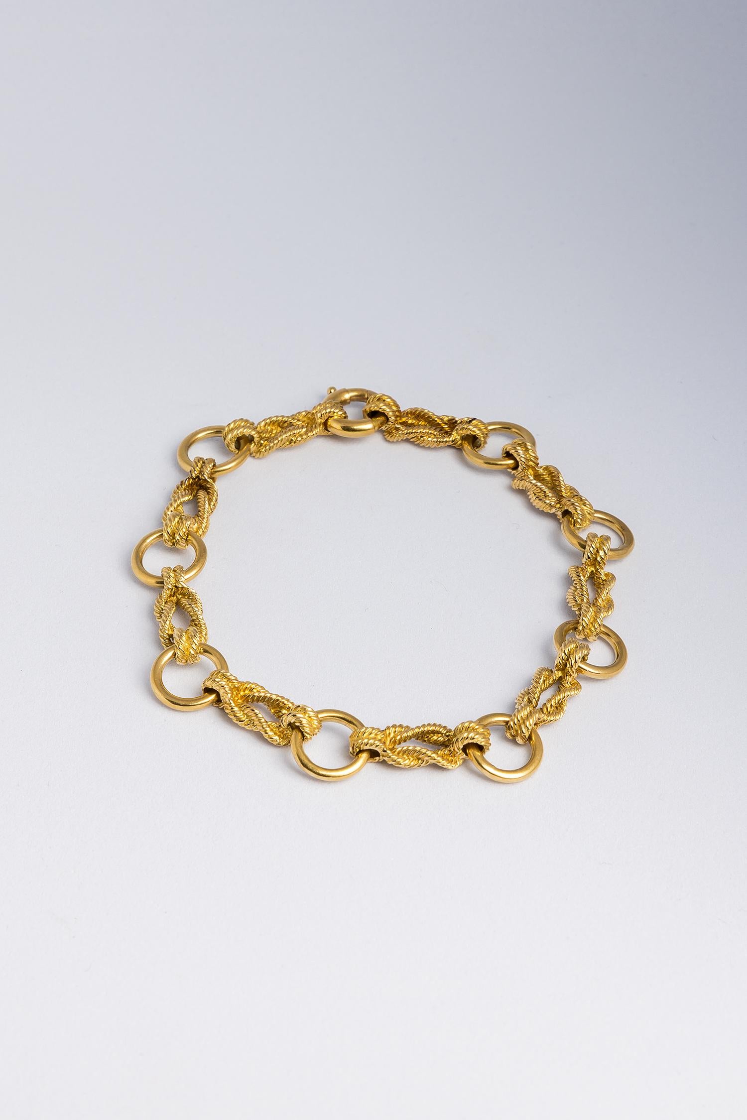 Hermès 1970s vintage yellow gold rope knot link bracelet  3