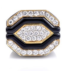 1970s Vintage 2.52cts Diamond Onyx 18K Gold Statement Ring