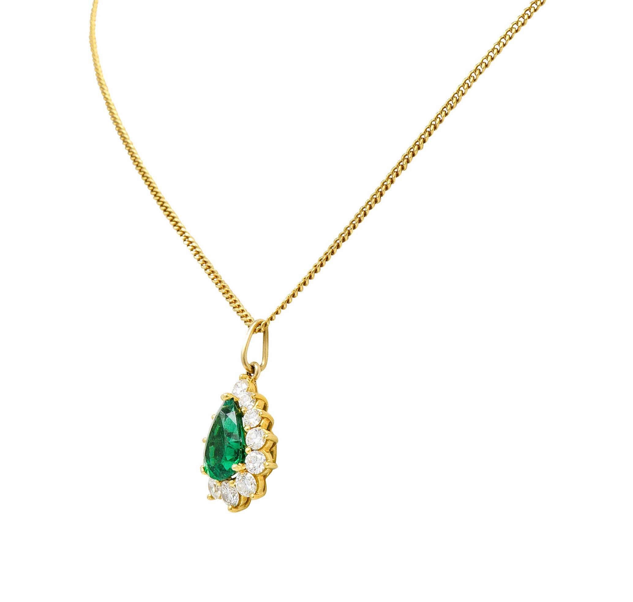 1970's Vintage 3.25 Carats Emerald Diamond 18 Karat Gold Pear Pendant Necklace In Excellent Condition In Philadelphia, PA
