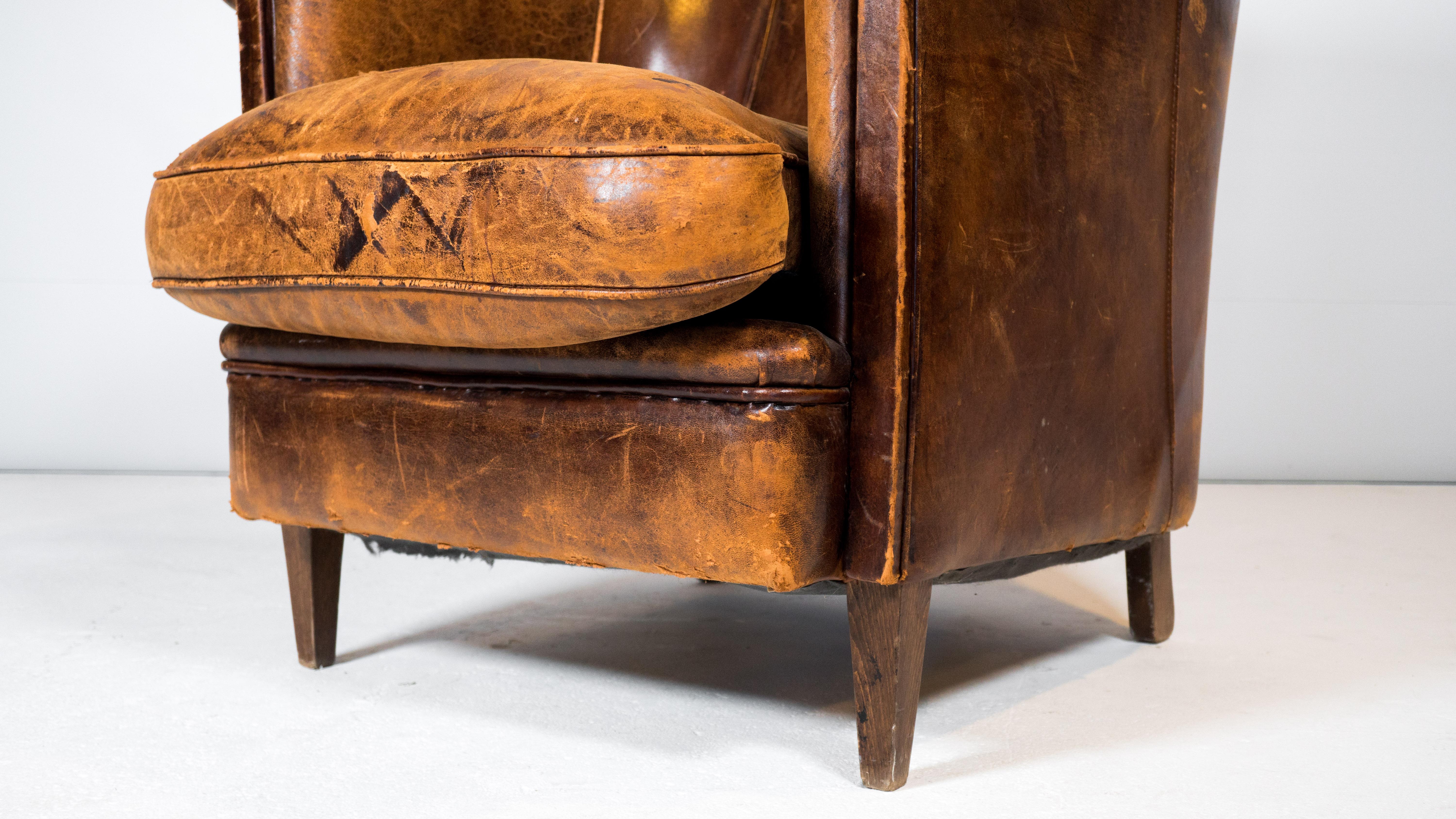 1970s Vintage Art Deco Distressed Leather Club Chair For Sale 3