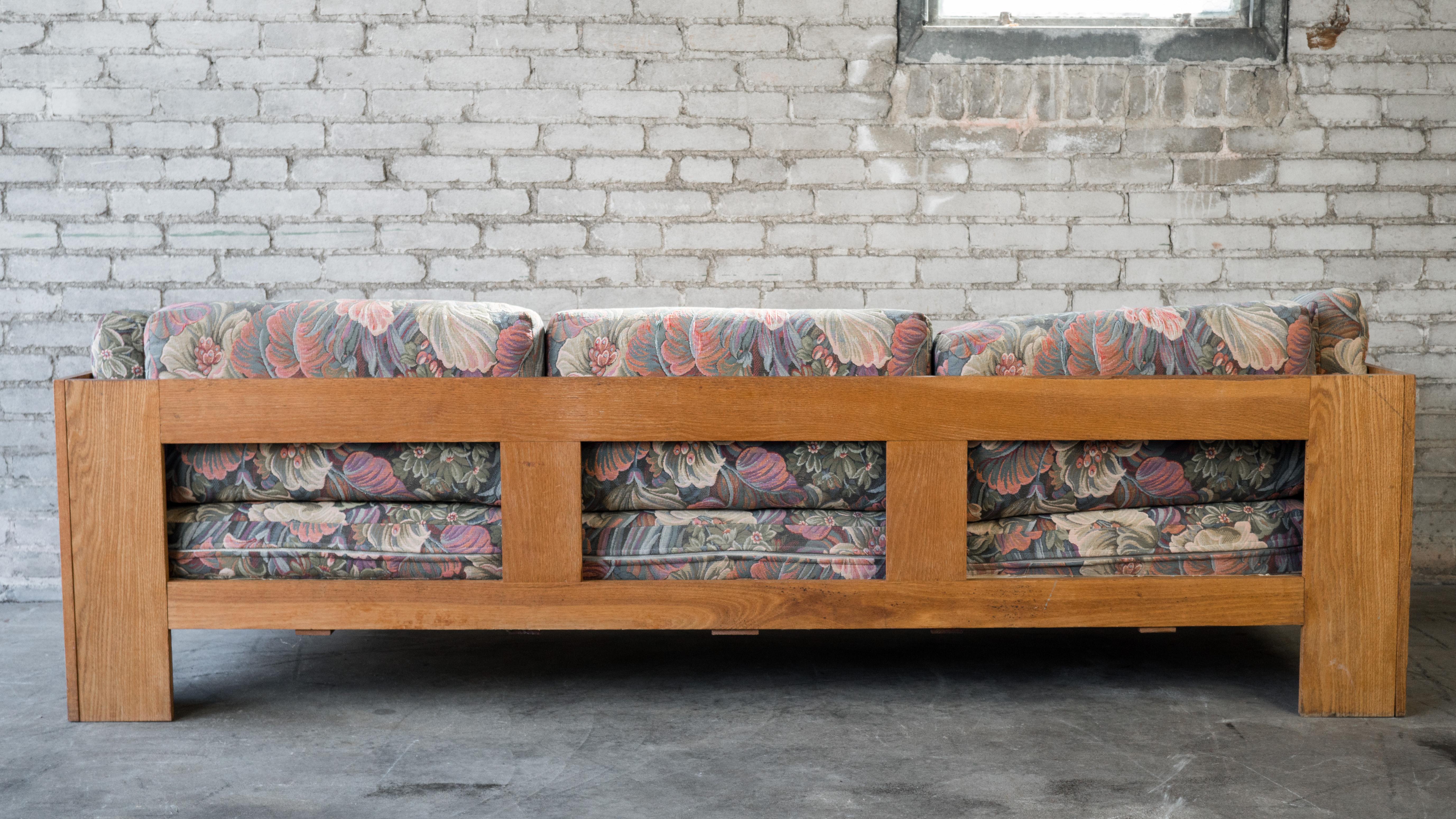 1970 Vintage Bastiano Style Oak Sofa en vente 3