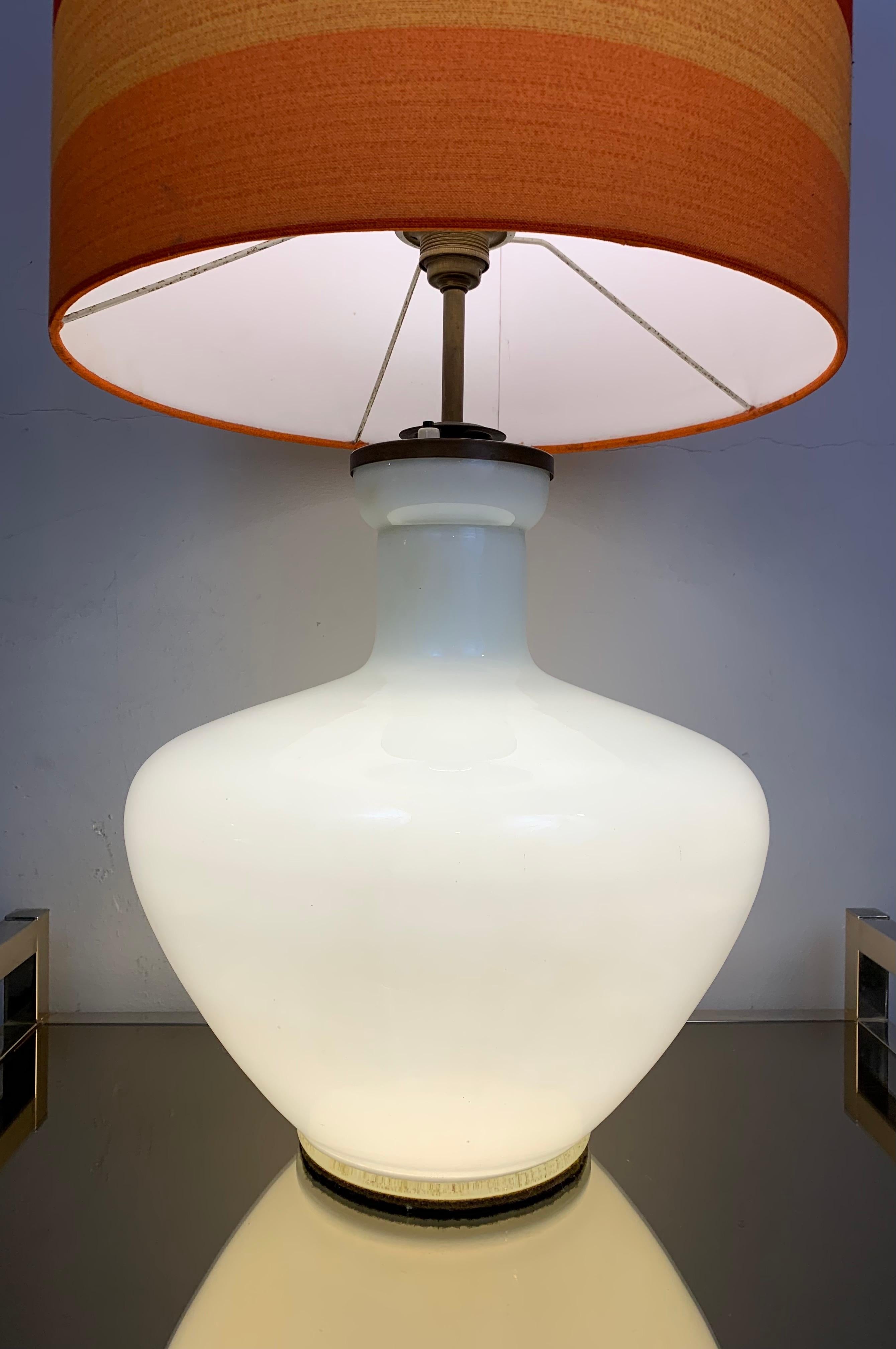 1970s Vintage Belgium White & Clear Illuminated Bulbous Glass & Brass Lamp Base 6
