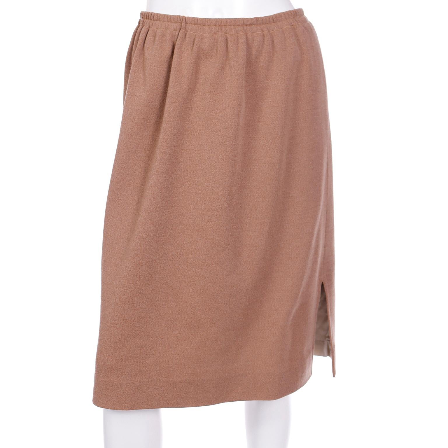 1970s Vintage Bill Blass 2Pc Camel Knit Outfit With Drawstring Top & Skirt 4