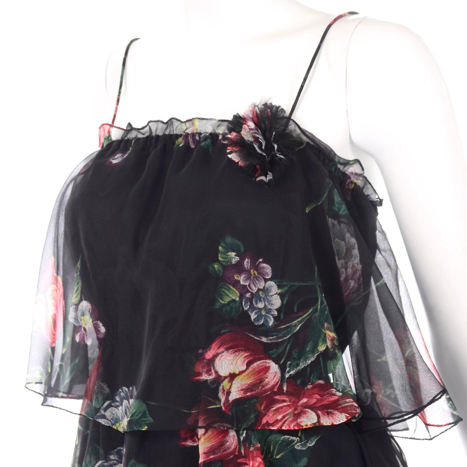 1970er Jahre Vintage Schwarz Floral Chiffon 2 Pc Mini oder lang  Kleid mit Schleifen & Rüschen 4
