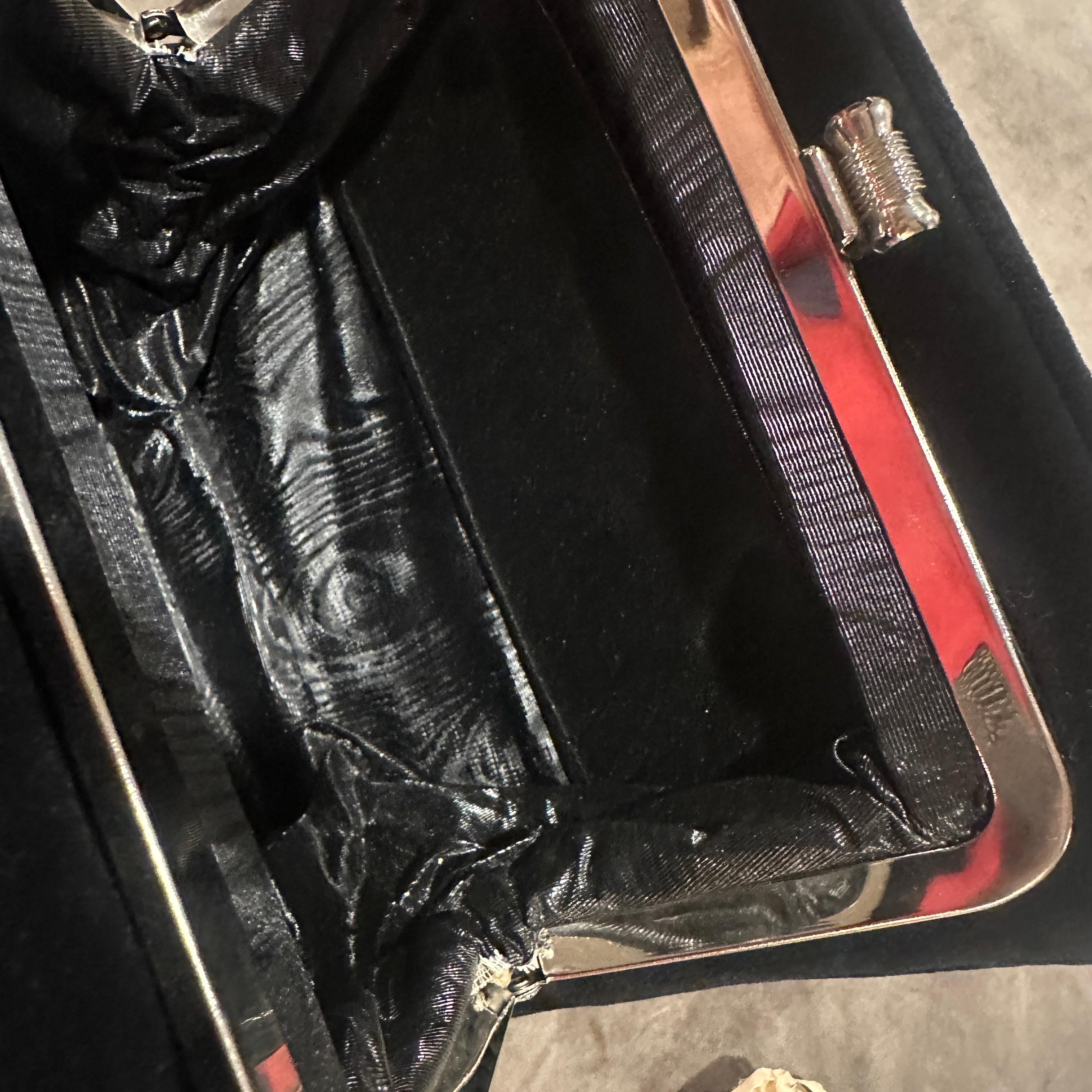 1970 Vintage Black Sued and Silver Plated Italian Evening Bag Pour femmes en vente
