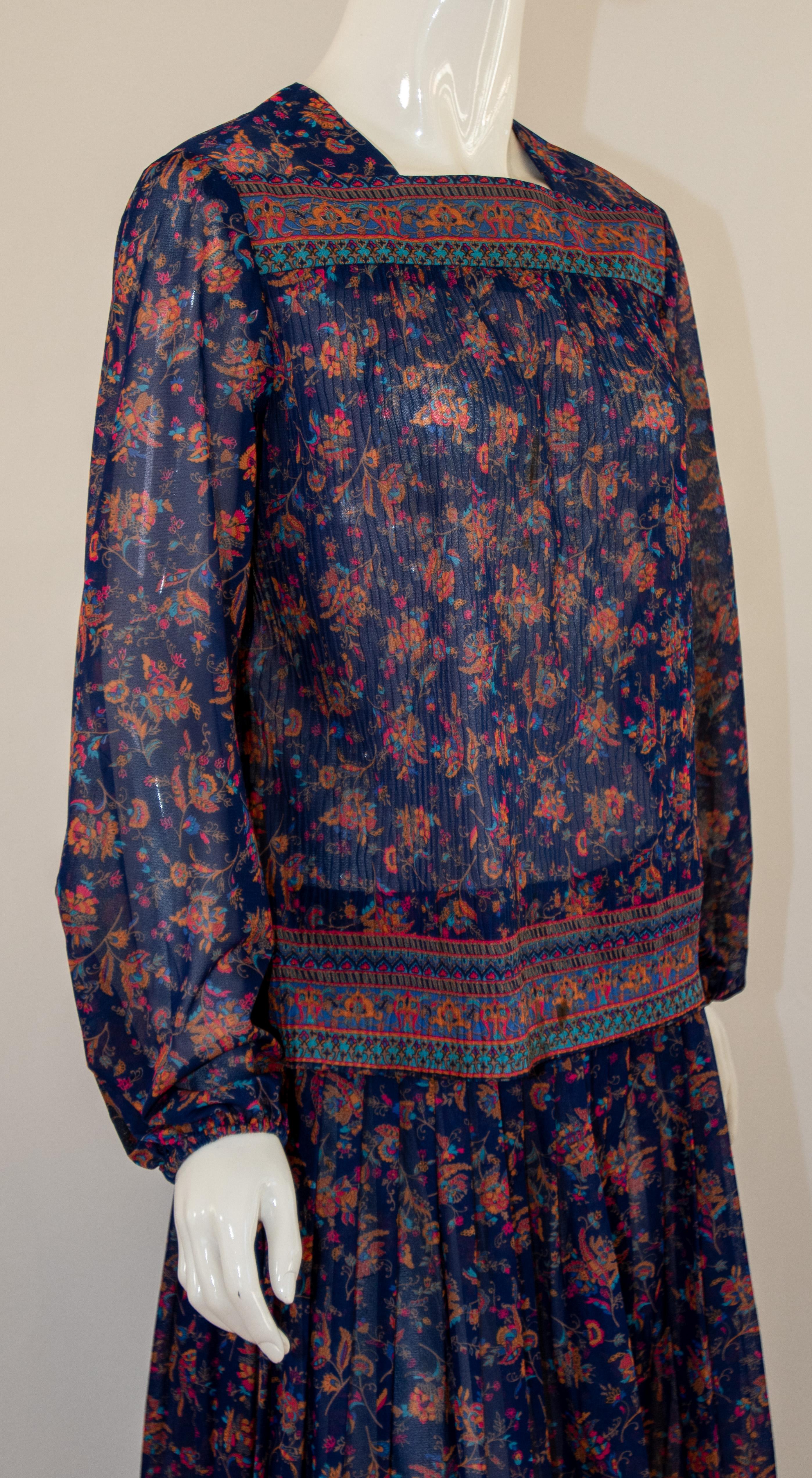 1970s Vintage Bohemian Floral Printed Dress Miss Magnin at I. Magnin In Good Condition For Sale In North Hollywood, CA