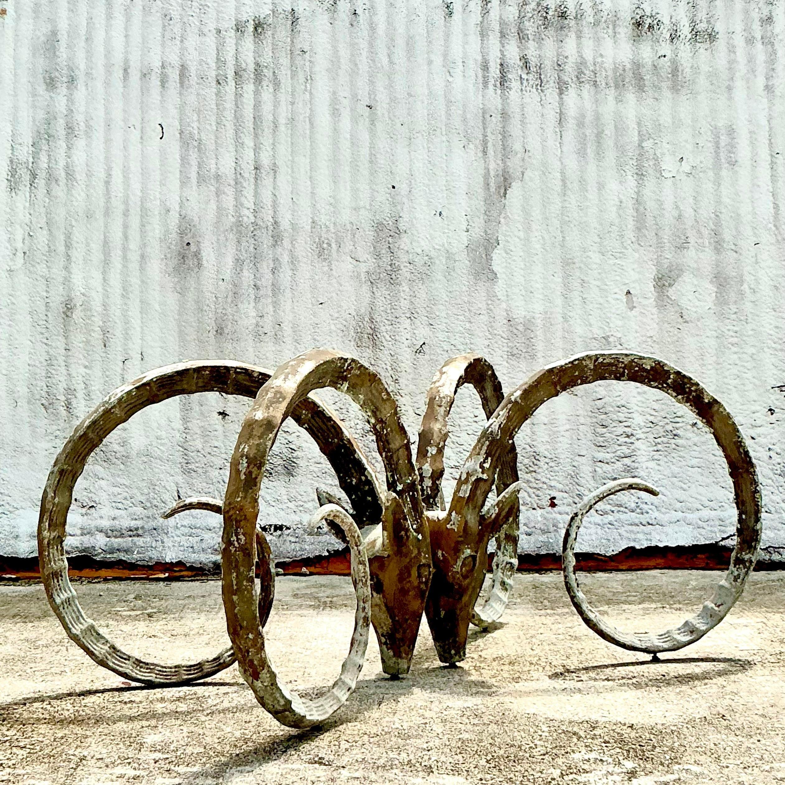 Fin du 20e siècle Piédestaux de table de salle à manger Boho des années 1970 en aluminium moulé Ibex, d'après Chervet. en vente