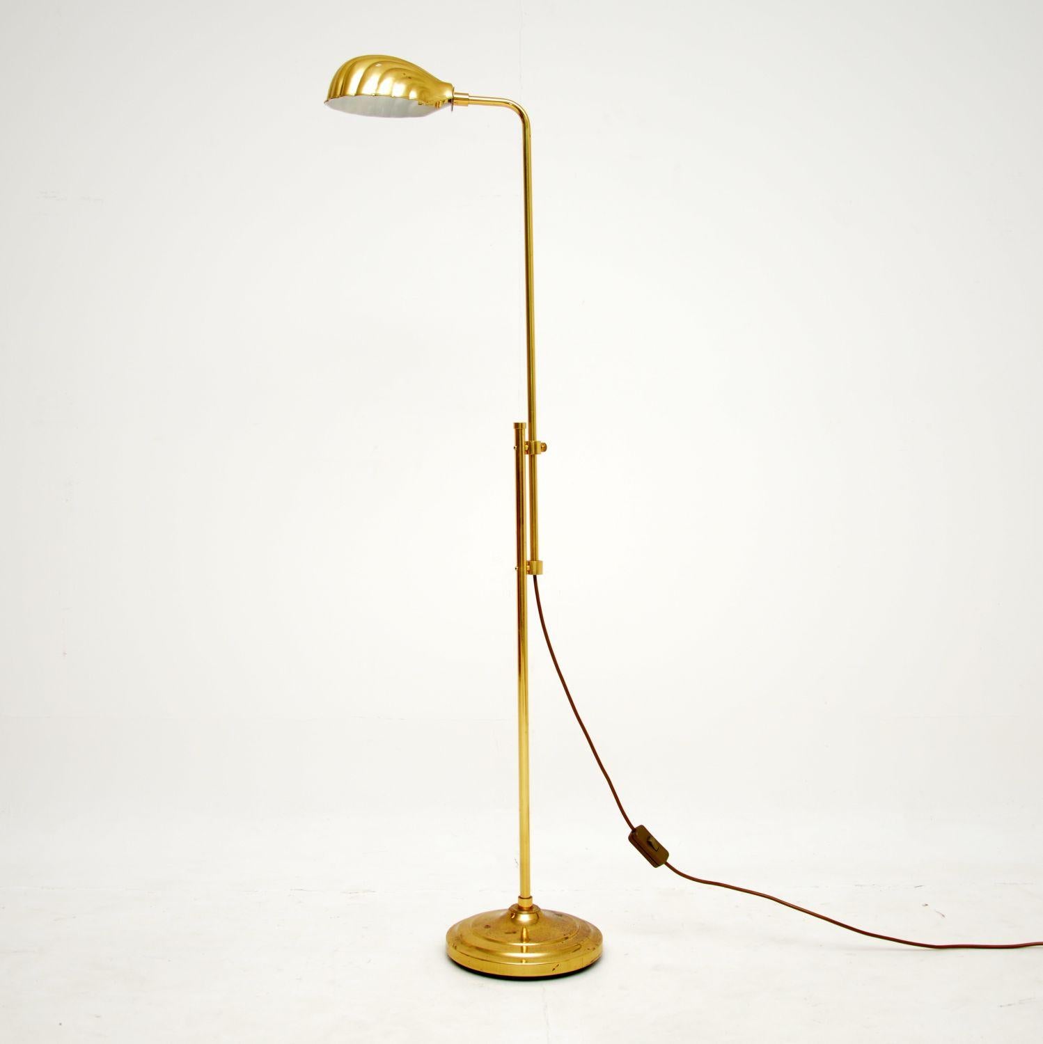 British 1970's Vintage Brass Clam Shell Floor Lamp