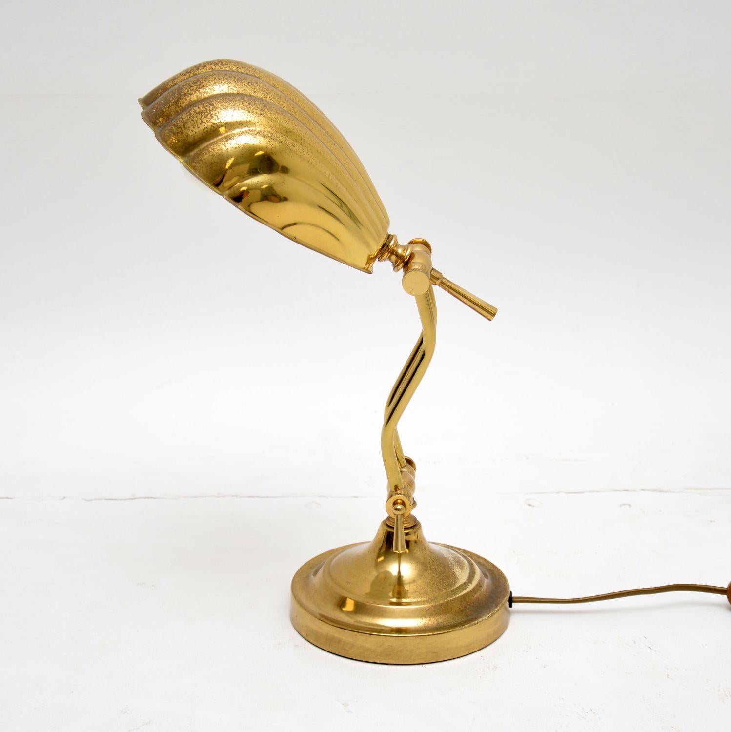 A smart and stylish vintage desk lamp in brass. This dates from the 1970s-1980s, it’s in good vintage condition. The brass has some light surface wear and tarnishing, it has acquired a beautiful patina. It is in good working order.

Measures: