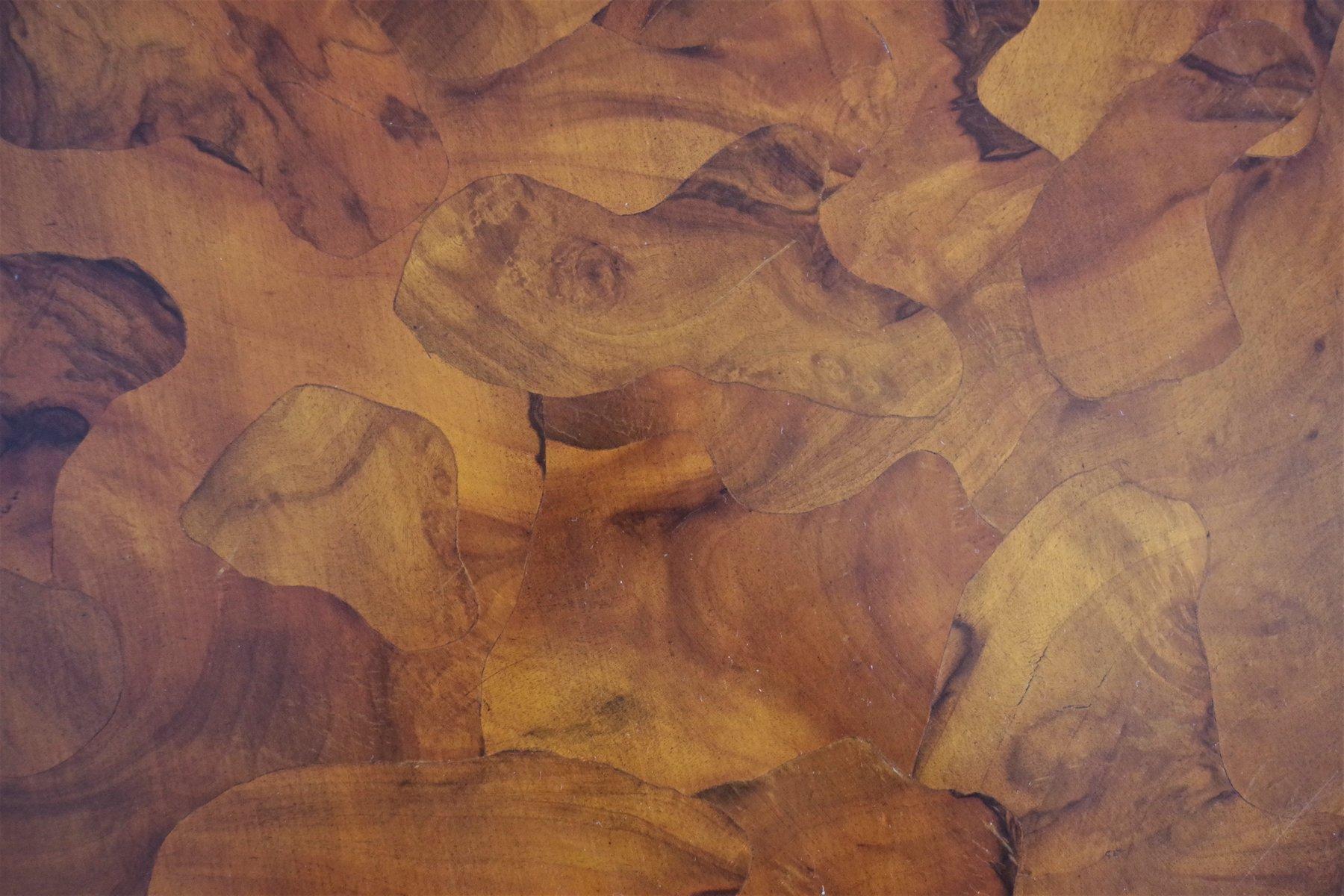 1970s Vintage Burl Wood Table - Classic Mid-Century Charm In Good Condition For Sale In Manzano, IT