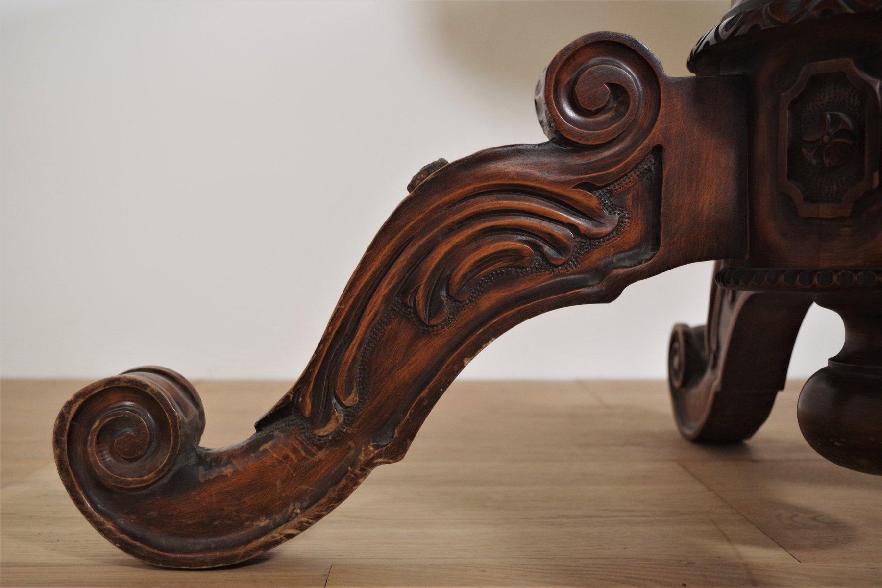 1970s Vintage Burl Wood Table - Classic Mid-Century Charm For Sale 2
