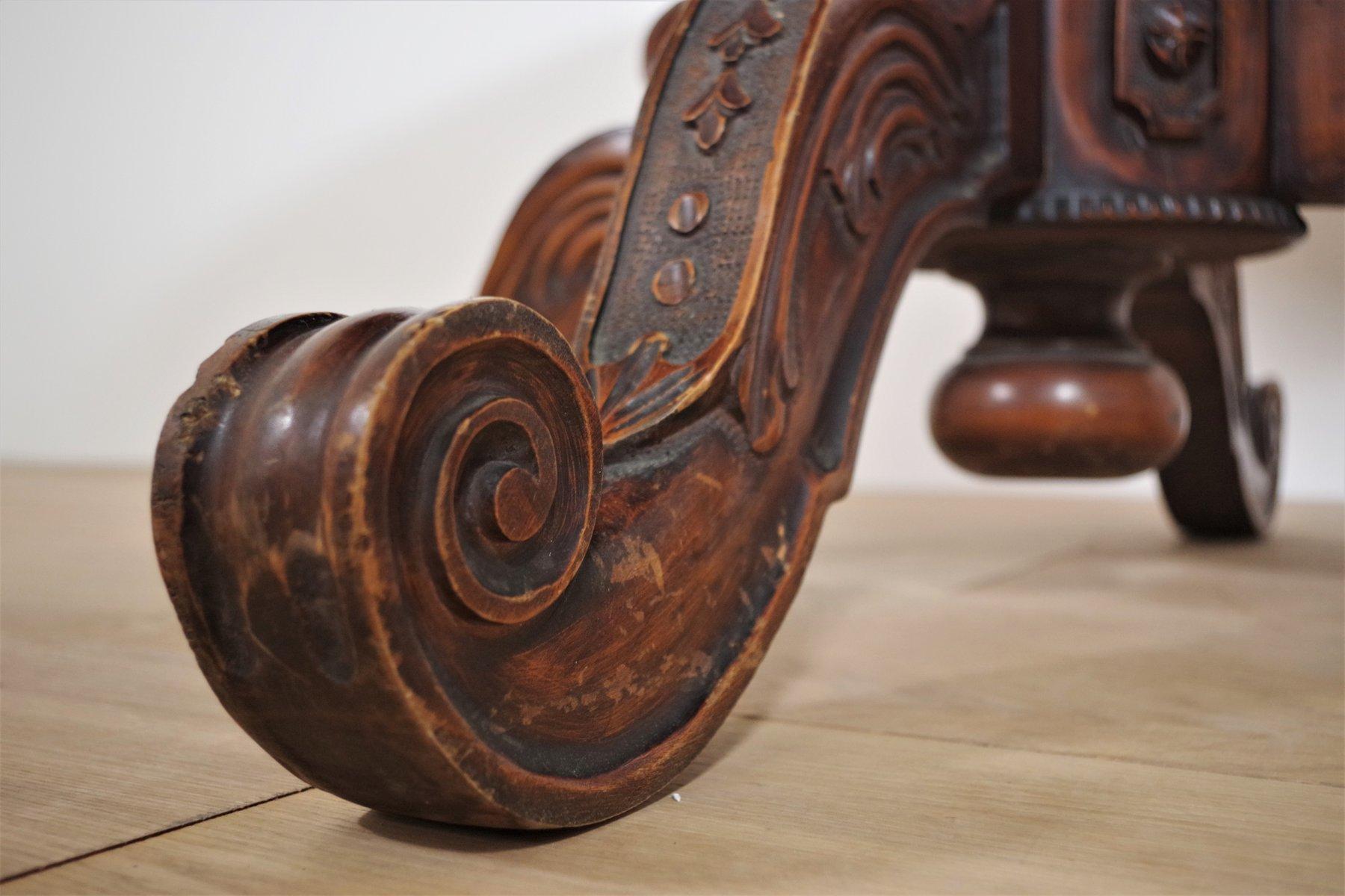 1970s Vintage Burl Wood Table - Classic Mid-Century Charm For Sale 3