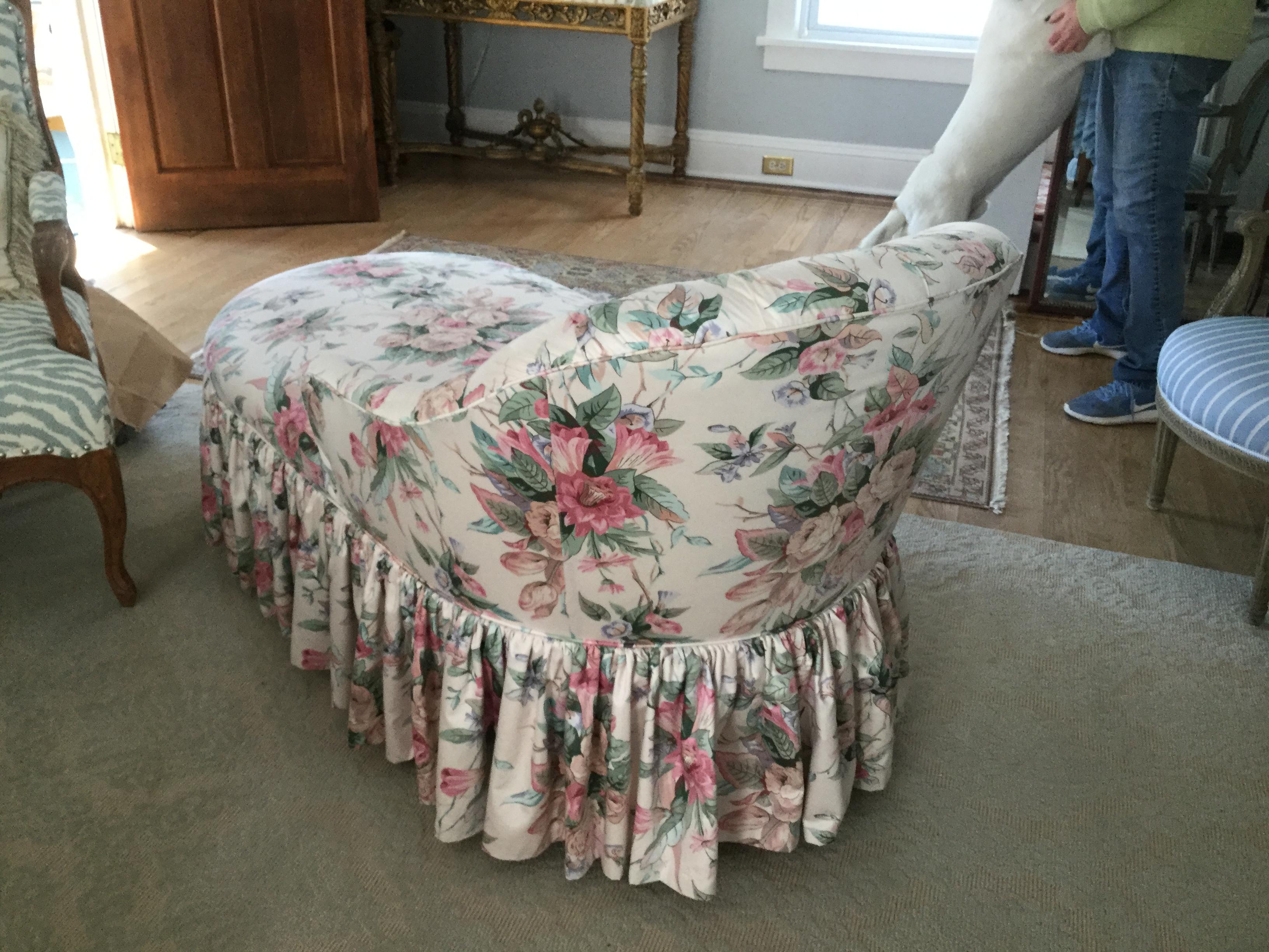1970s Vintage Chaise in Floral Chintz 4