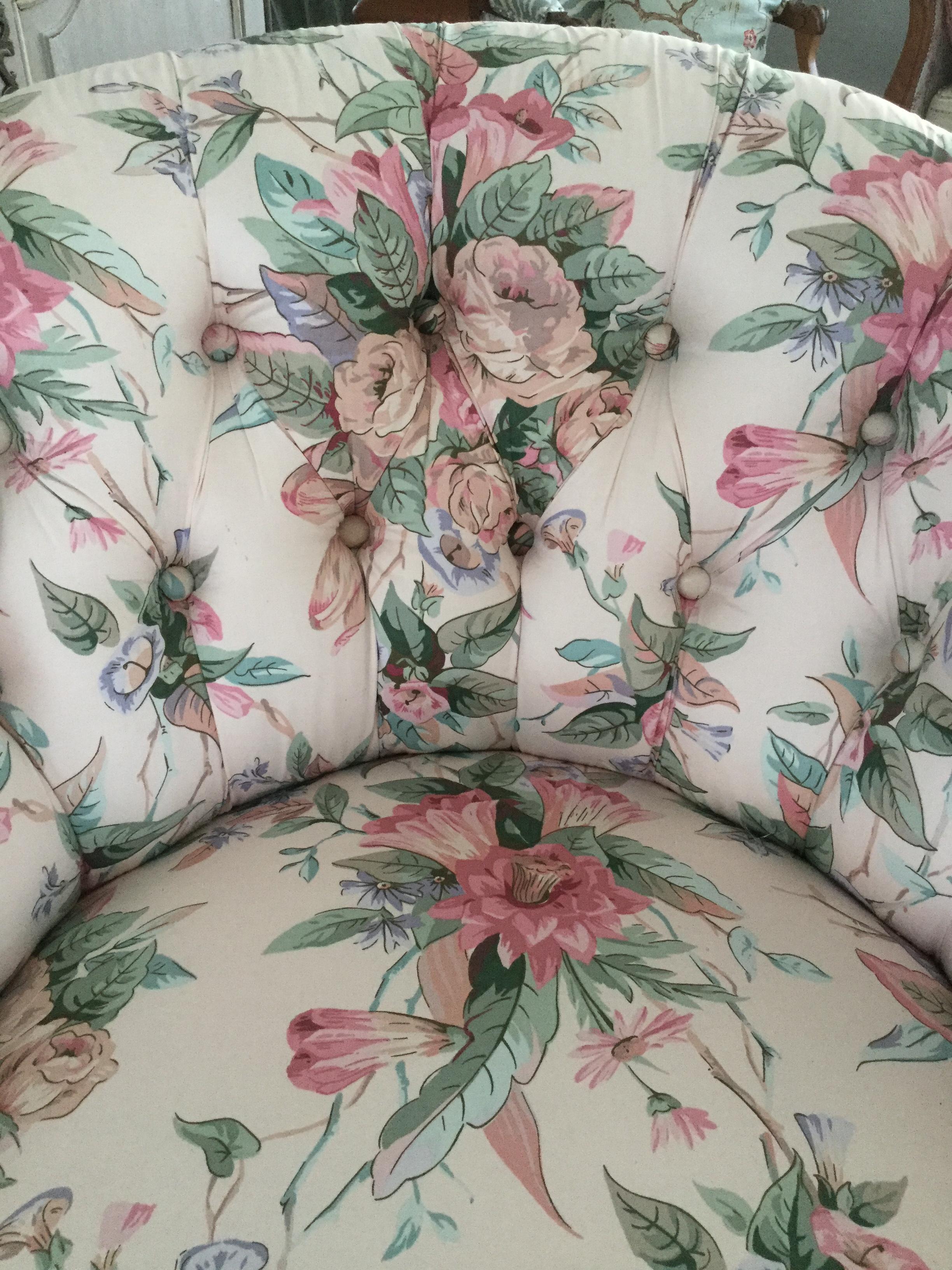 Textile 1970s Vintage Chaise in Floral Chintz