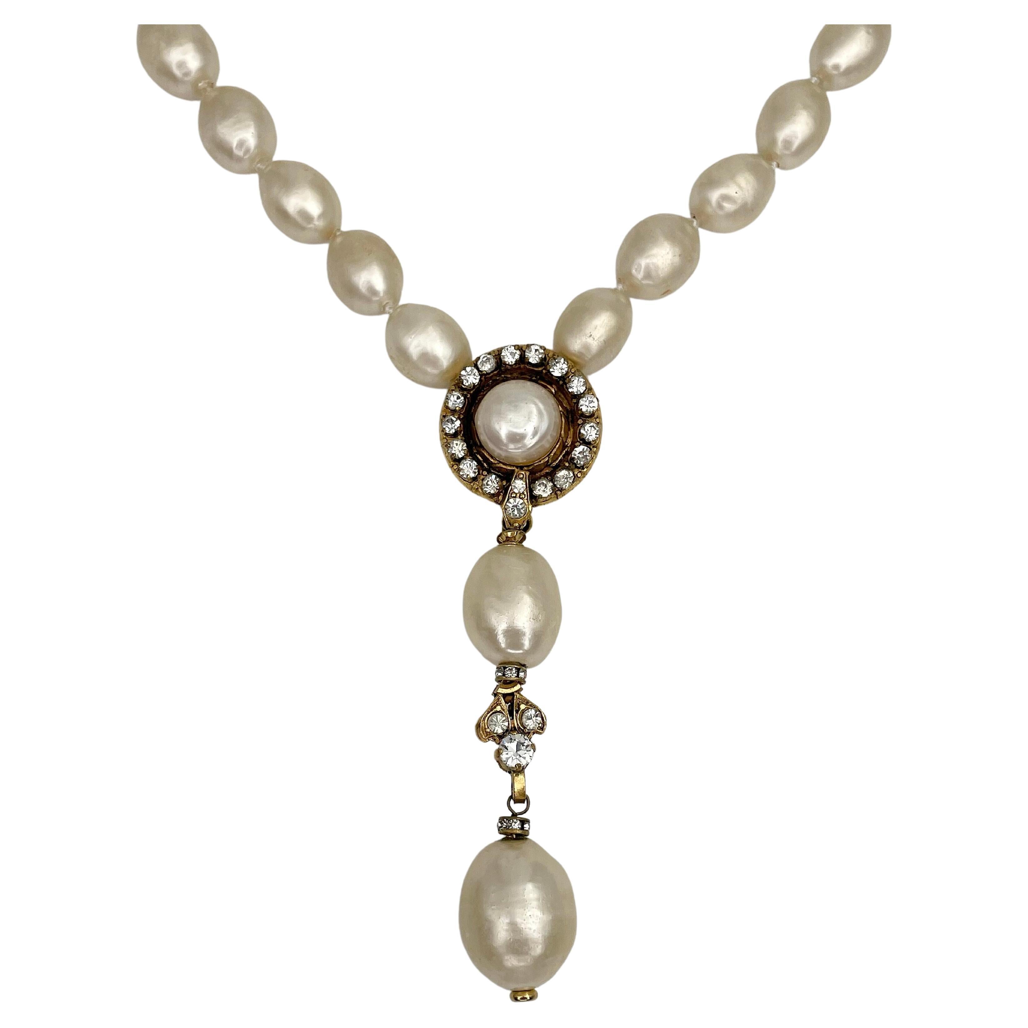 Chanel Silver Pearls Necklace For Sale at 1stDibs