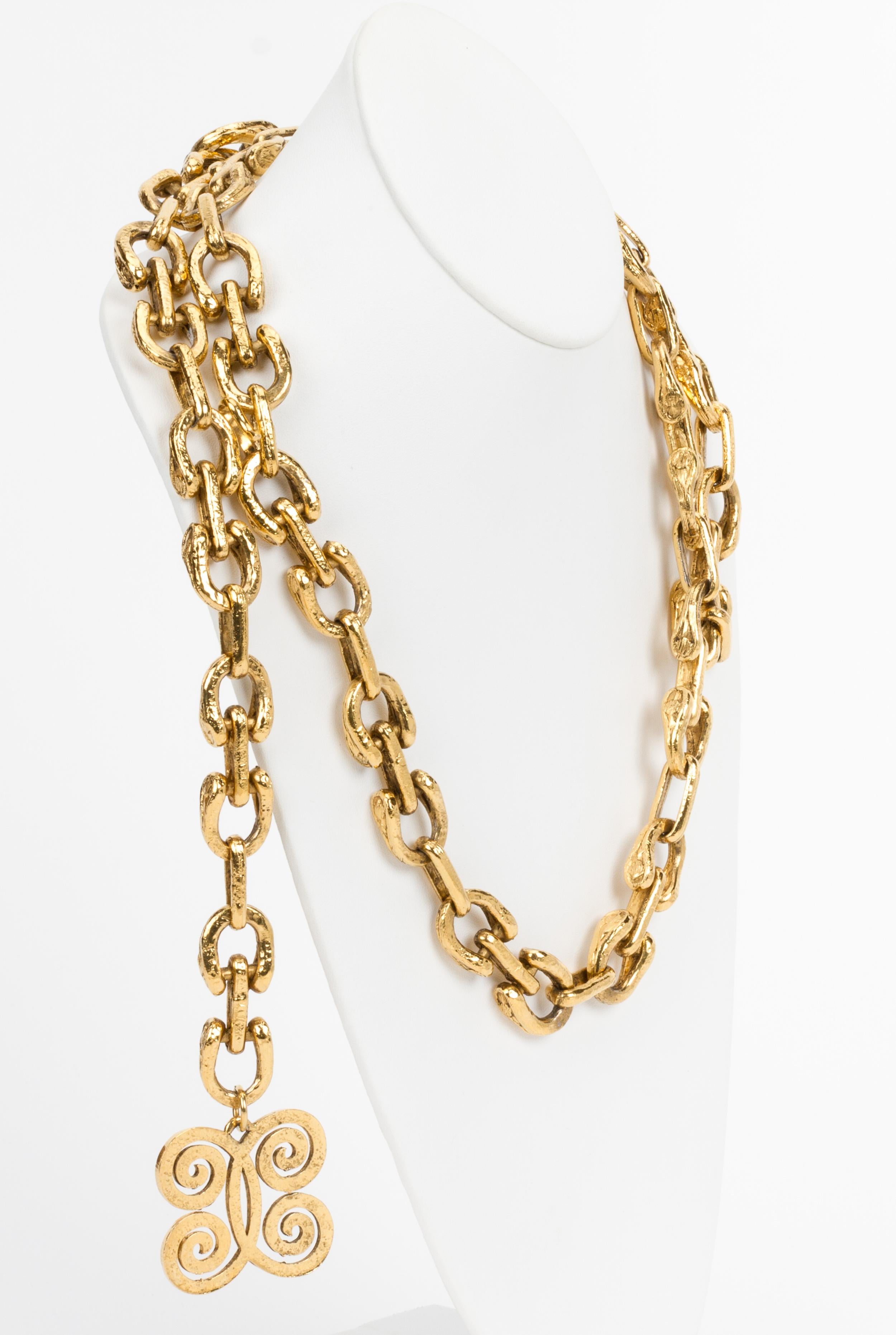 Chanel 70s heavy duty oversized link chain/necklace with butterfly charm. Excellent condition. Comes with original box.