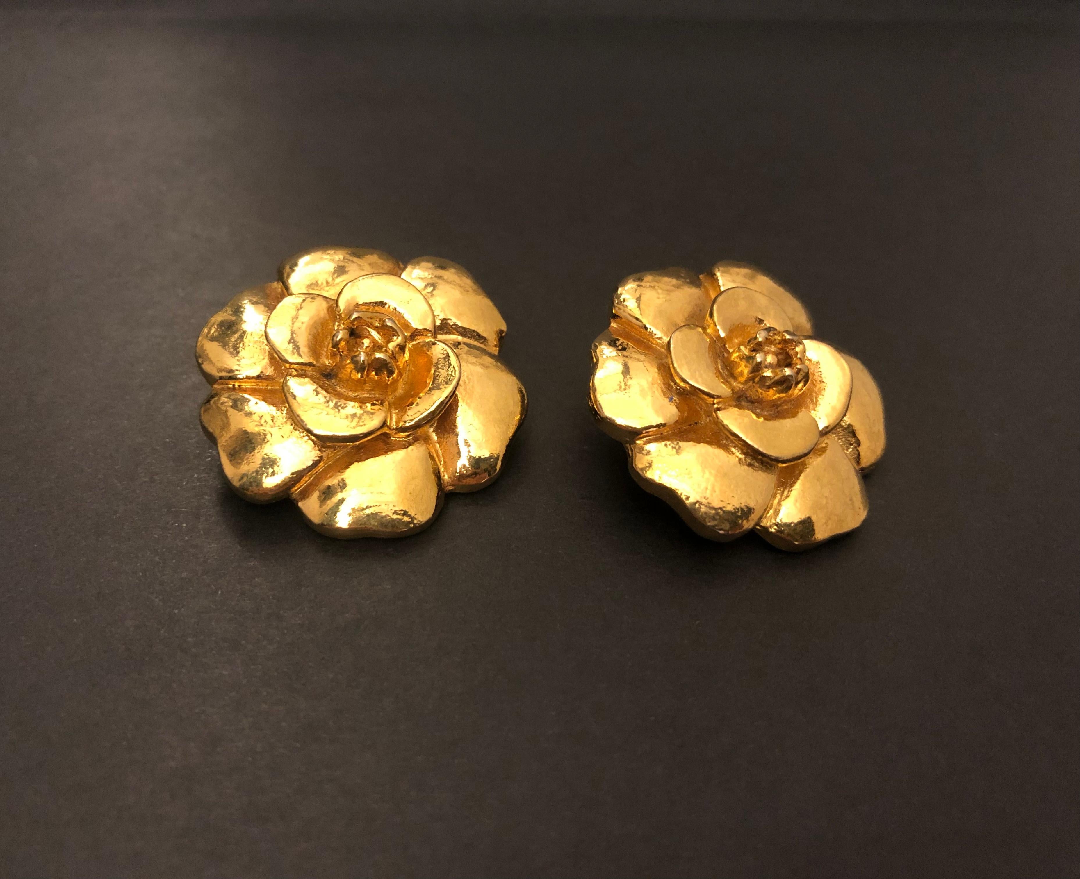 1970s Vintage CHANEL Gold Toned Camellia Clip On Earrings 1