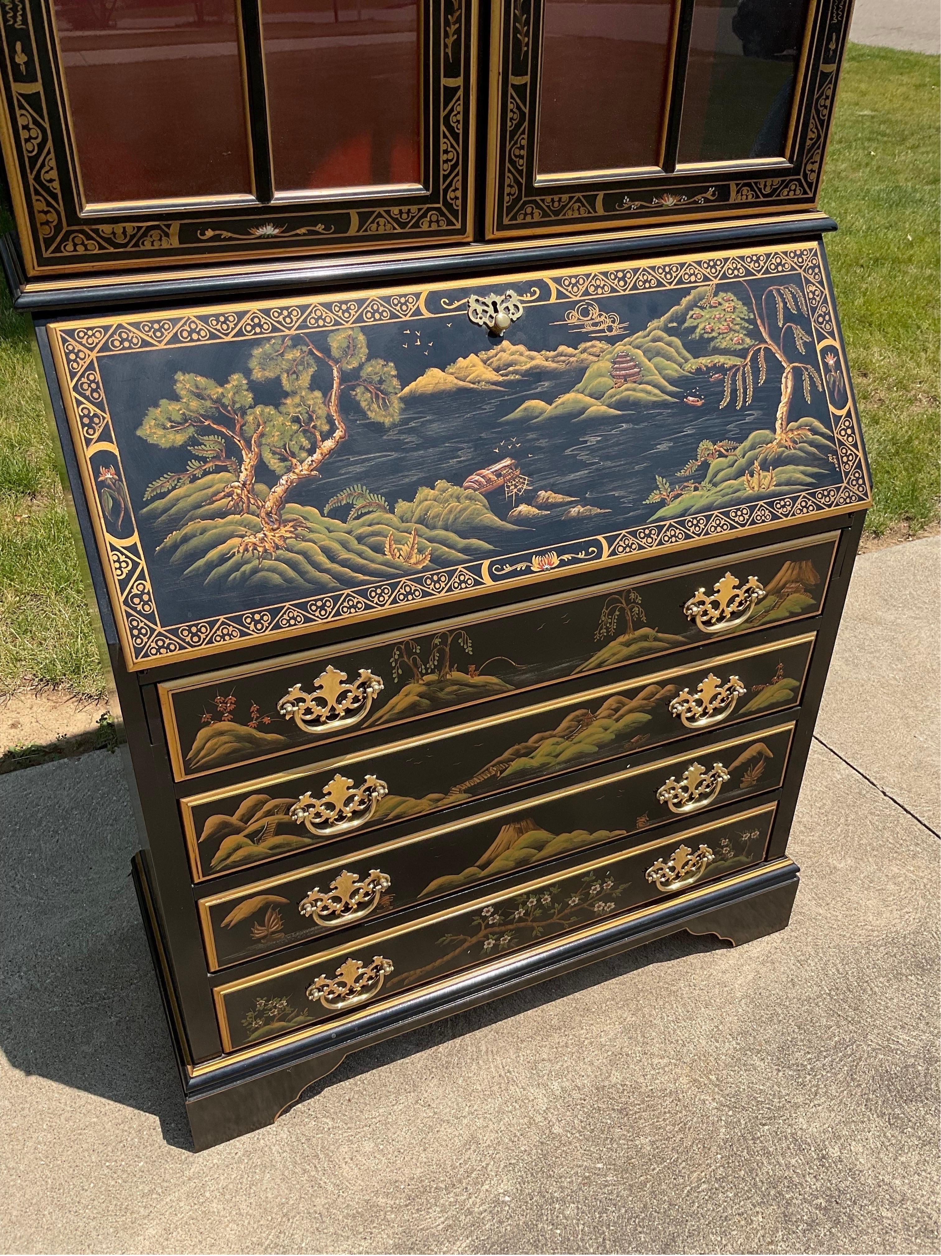 Beautiful piece. Pristine original condition. Very rare leather writing surface inset. Artist hand-painted scenes from the orient. 



Condition Disclosure:
Please understand nearly all of our inventory is comprised of rare to very rare vintage