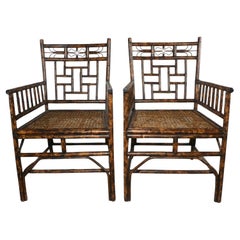 Pareja de sillones de bambú de estilo colonial vintage de los años 70 con asiento de caña