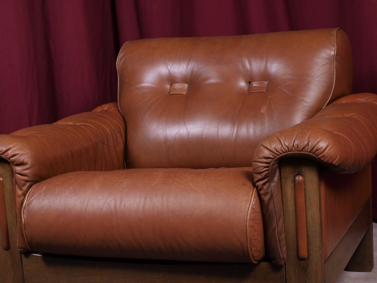 1970s Vintage Comfortable Lounge Leather Chair For Sale at 1stDibs