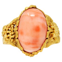 1970's Vintage Coral 18 Karat Gold Grapevine Gemstone Ring