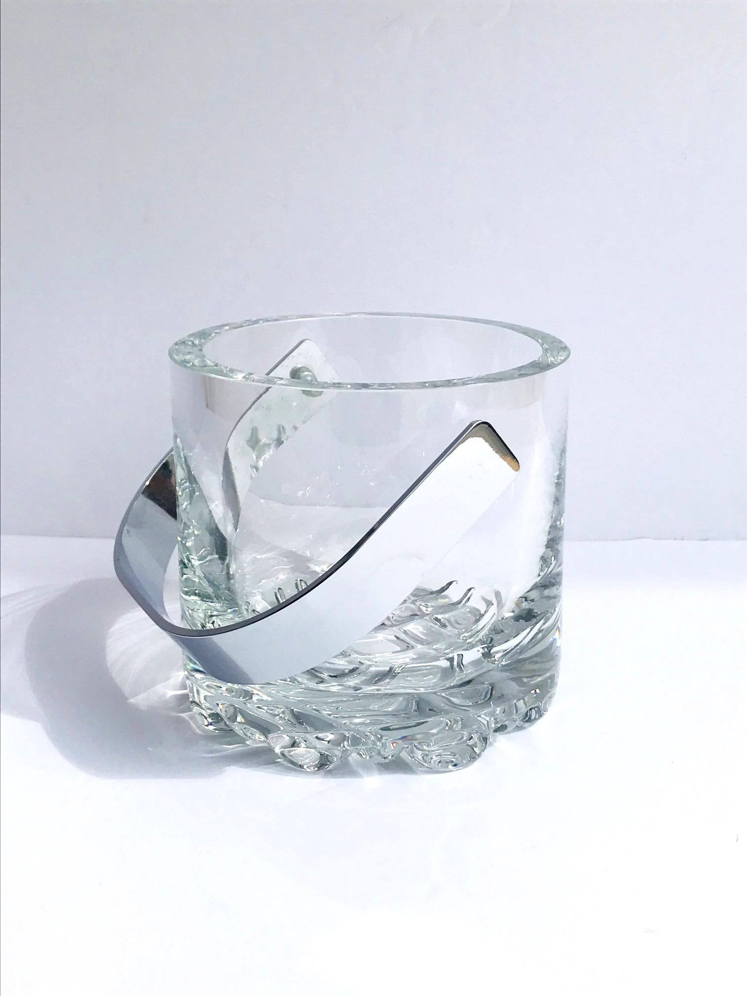 French 1970s Vintage Crystal Ice Bucket with Ice Glass Design