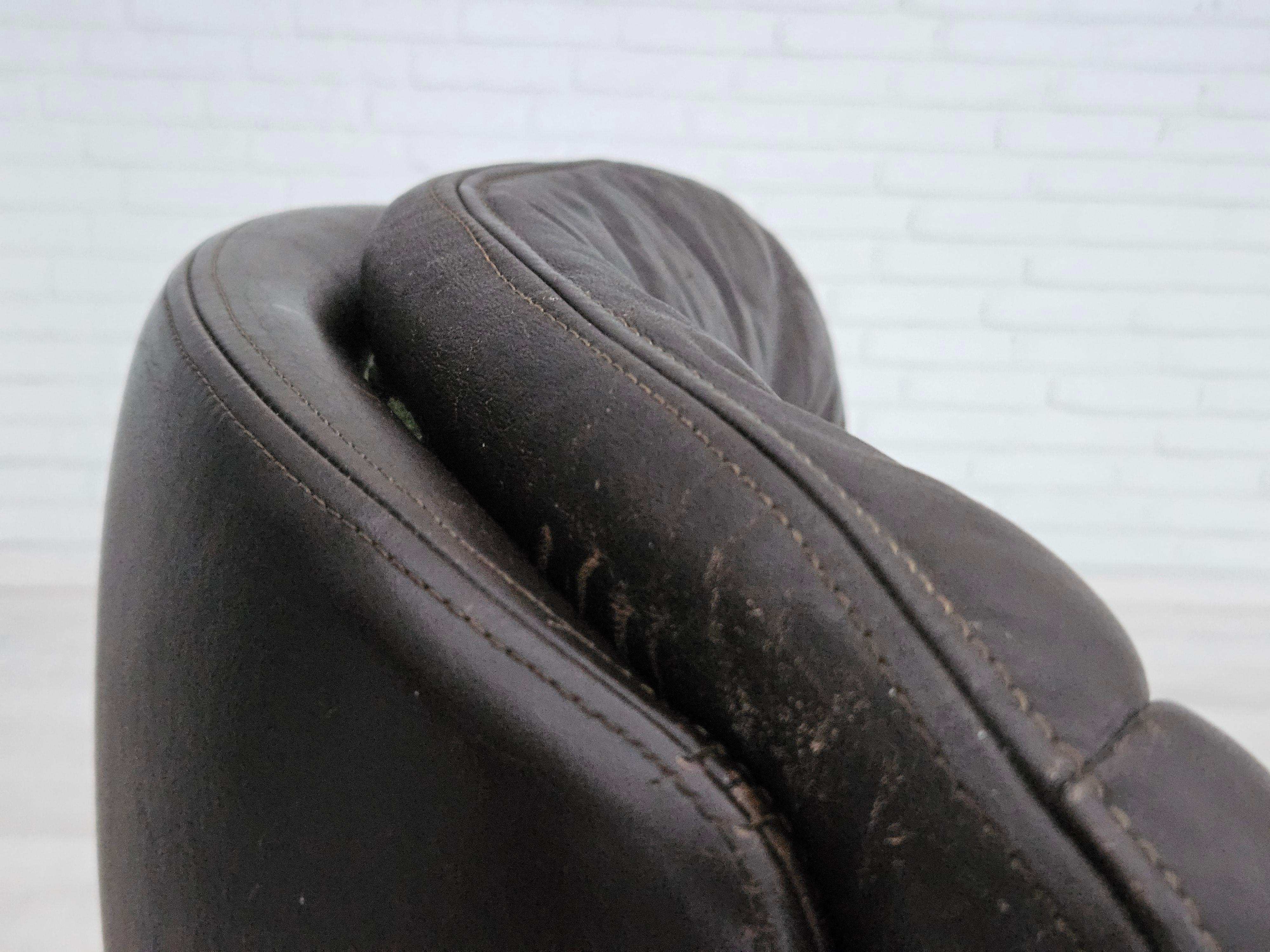 1970s, Vintage Danish leather armchair by H.W.Klein, original good condition. For Sale 4