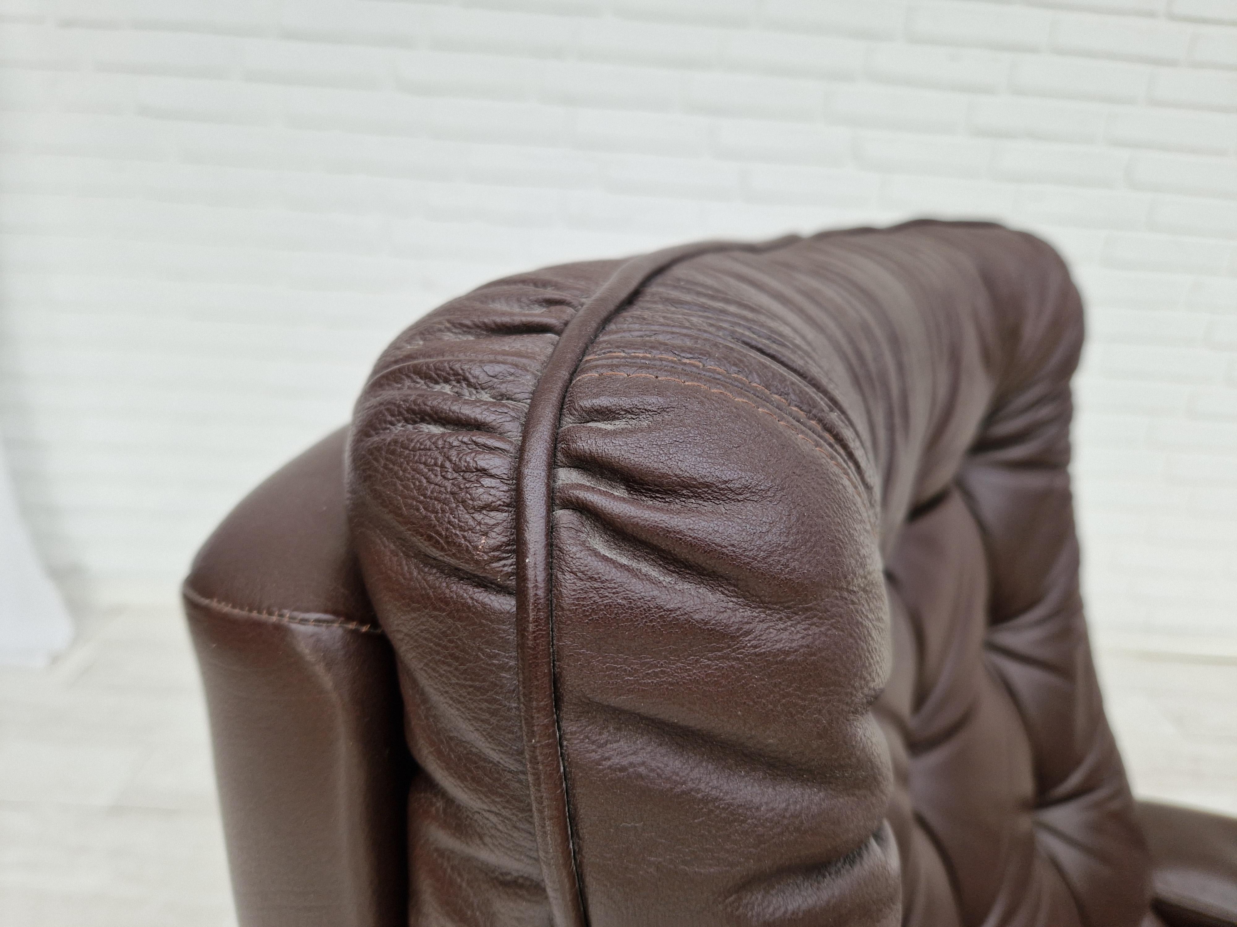 1970s, Vintage Danish Swivel Leather Armchair, Leather, Original Condition 4