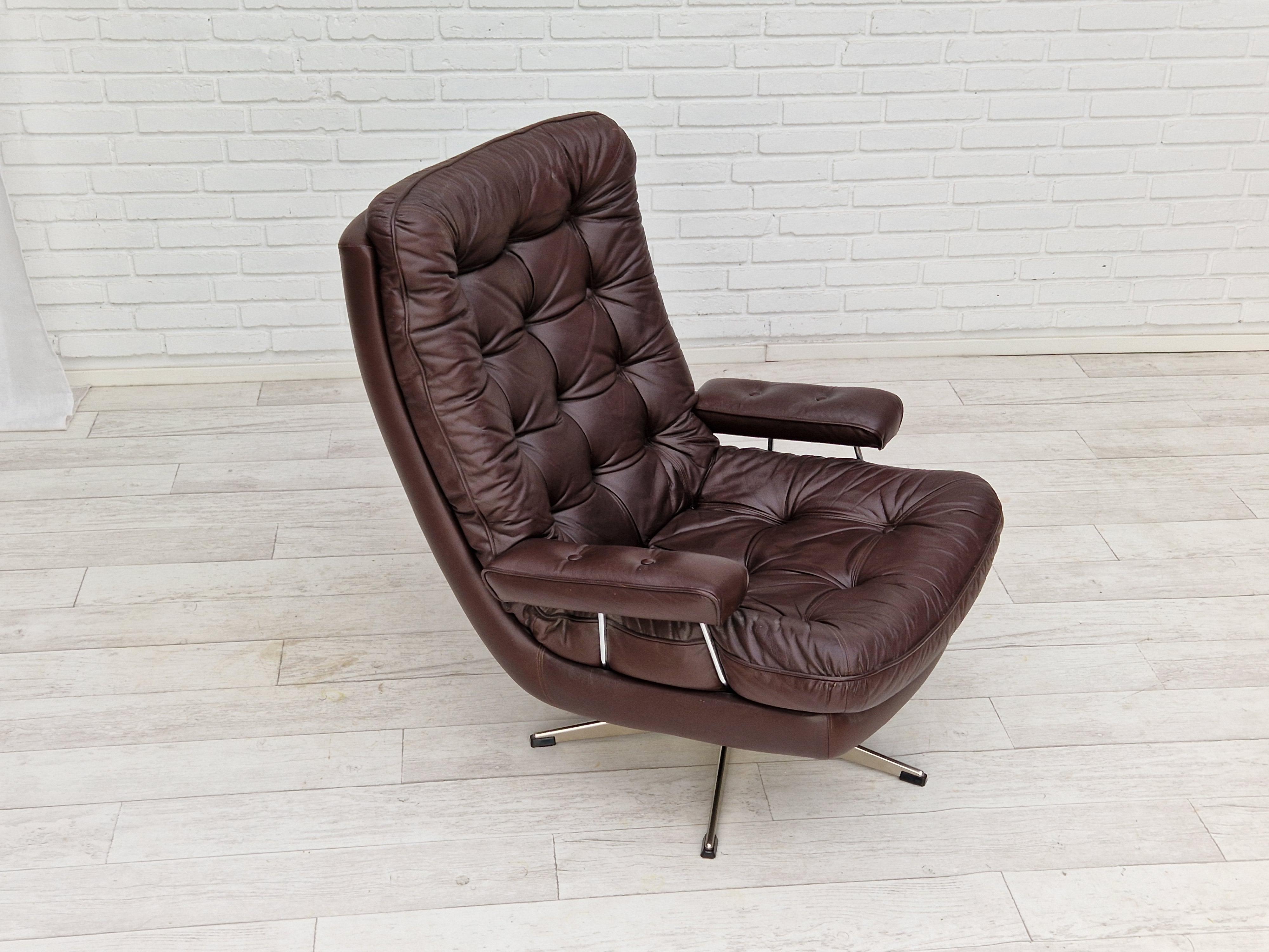 1970s, Vintage Danish Swivel Leather Armchair, Leather, Original Condition 5