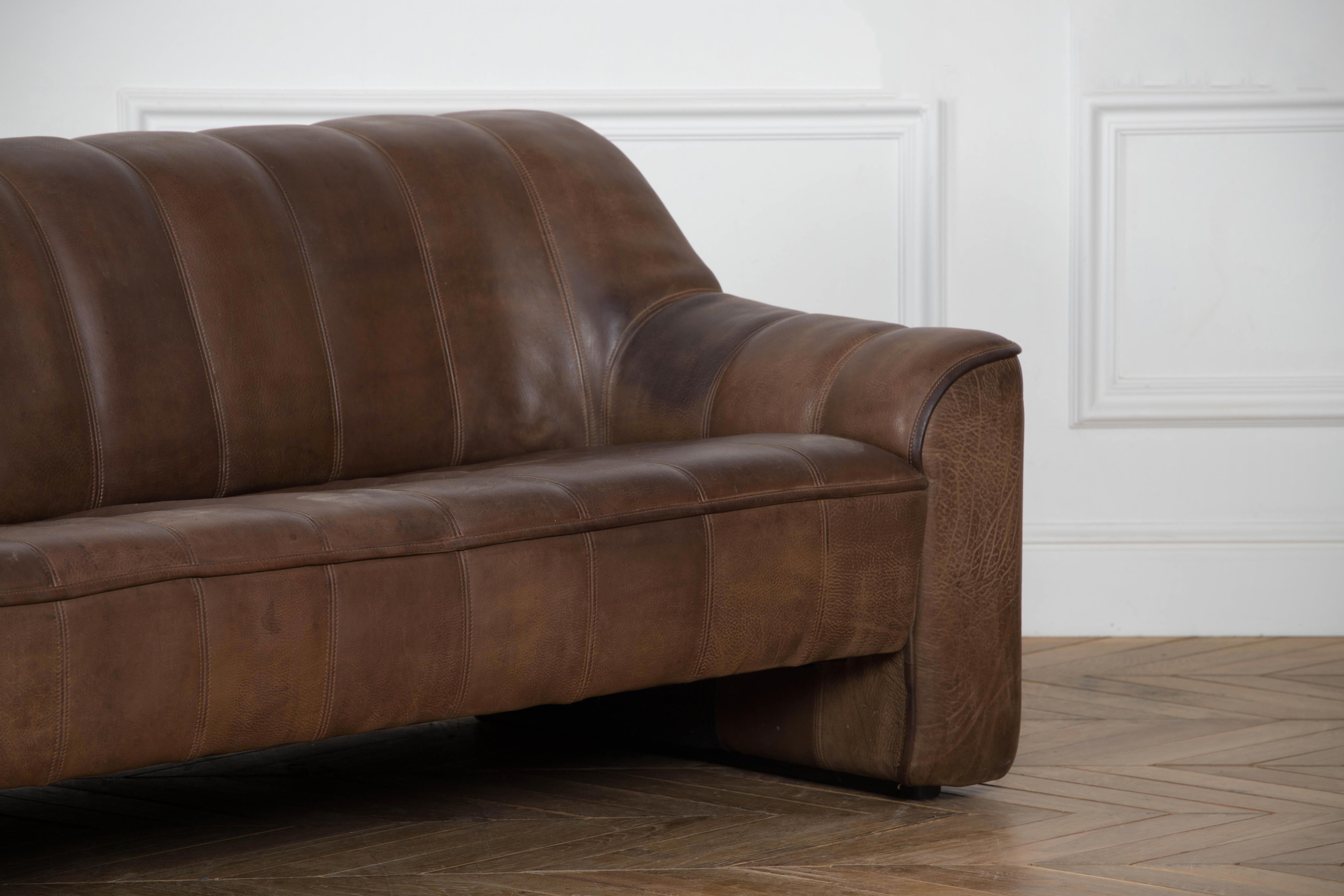 1970er Jahre Vintage De Sede DS 44 Dreisitzer-Sofa aus braunem, dunklem Cognacfarbenem Buffalo-Leder 7