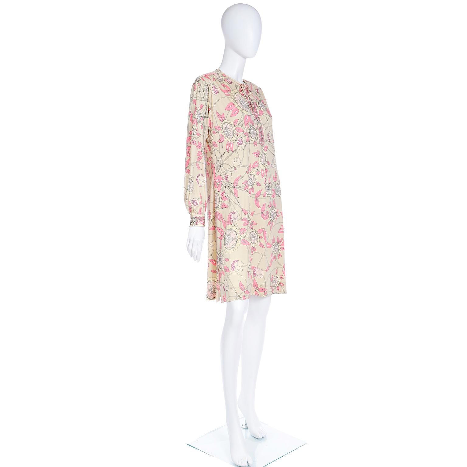 1970s Vintage Emilio Pucci Silk Jersey Pale Yellow & Pink Floral Dress In Excellent Condition For Sale In Portland, OR