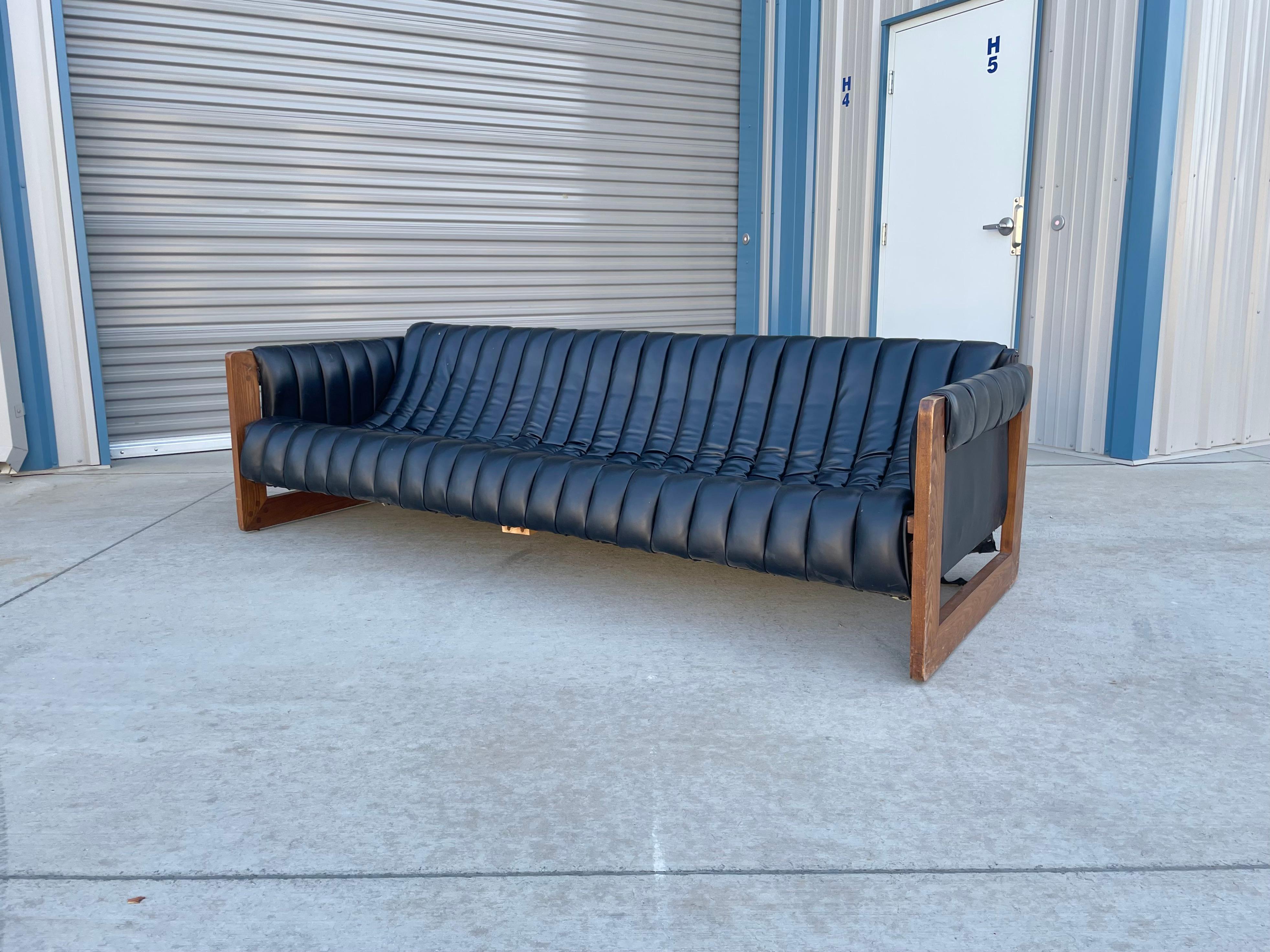 1970s Vintage Floating Leather Sofa For Sale 1