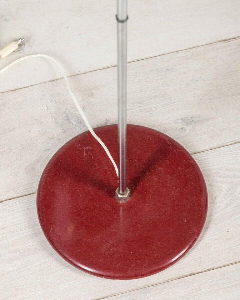 1970s Vintage Floor Lamp in Metal Design For Sale at 1stDibs