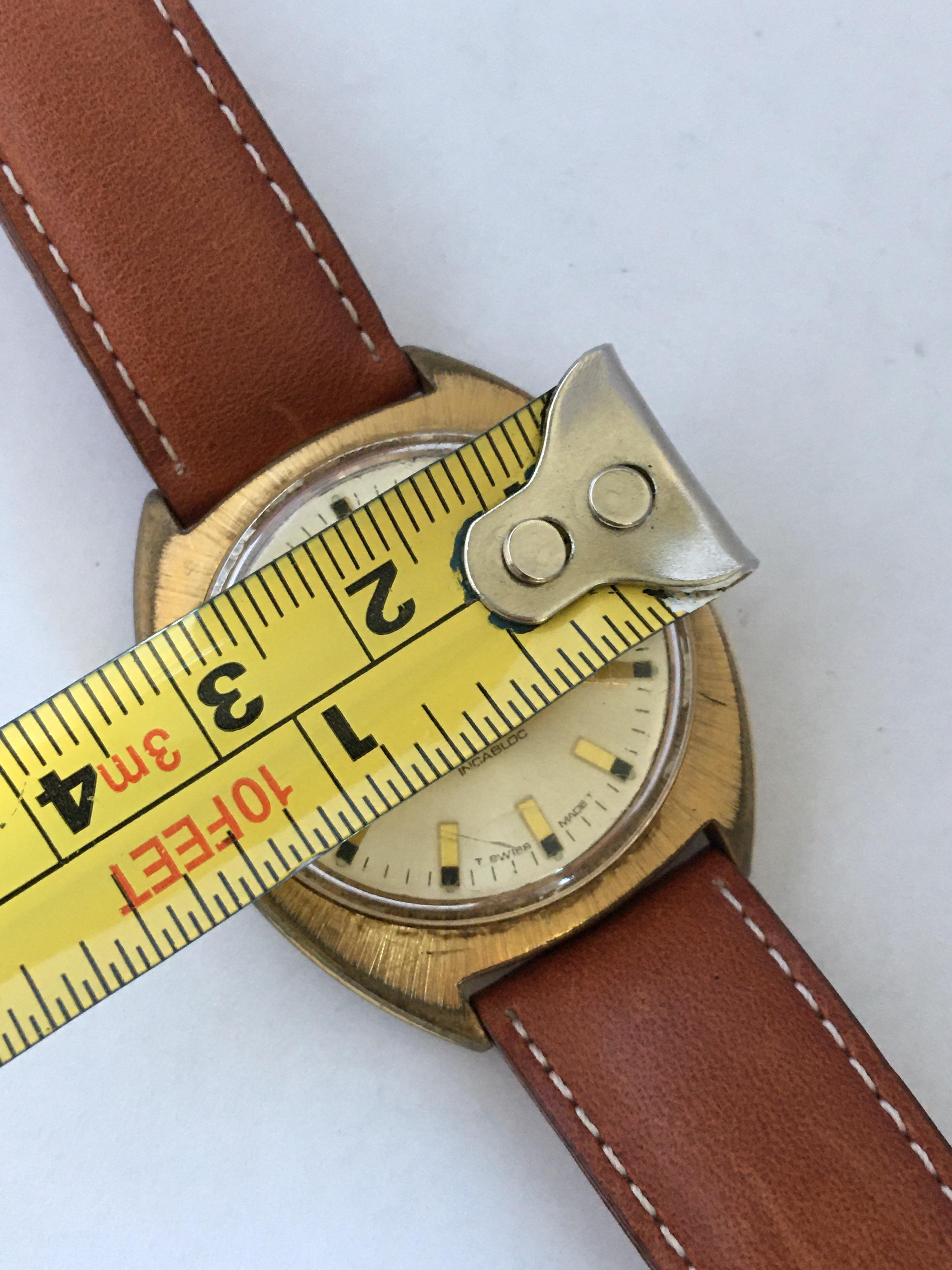 1970s Vintage Gold-Plated and Stainless Steel Back Swiss Watch For Sale 1